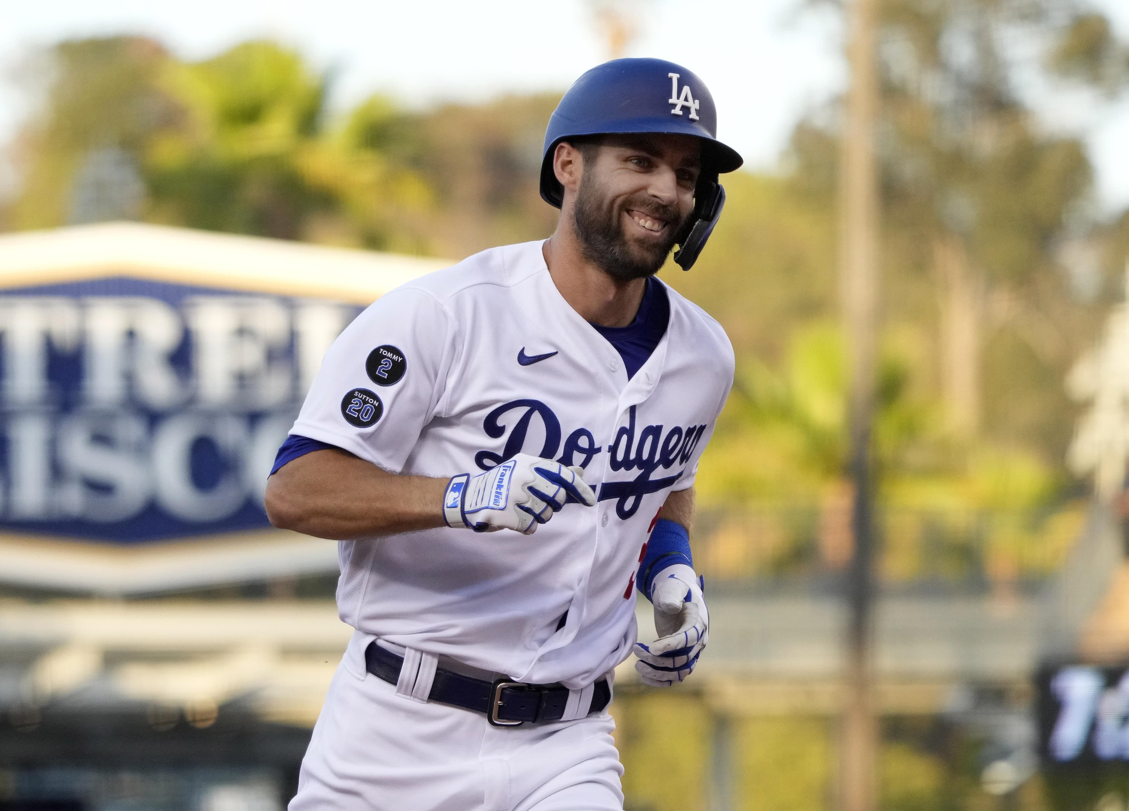 Chris Taylor, longtime Dodgers jack of all trades, retires from baseball
