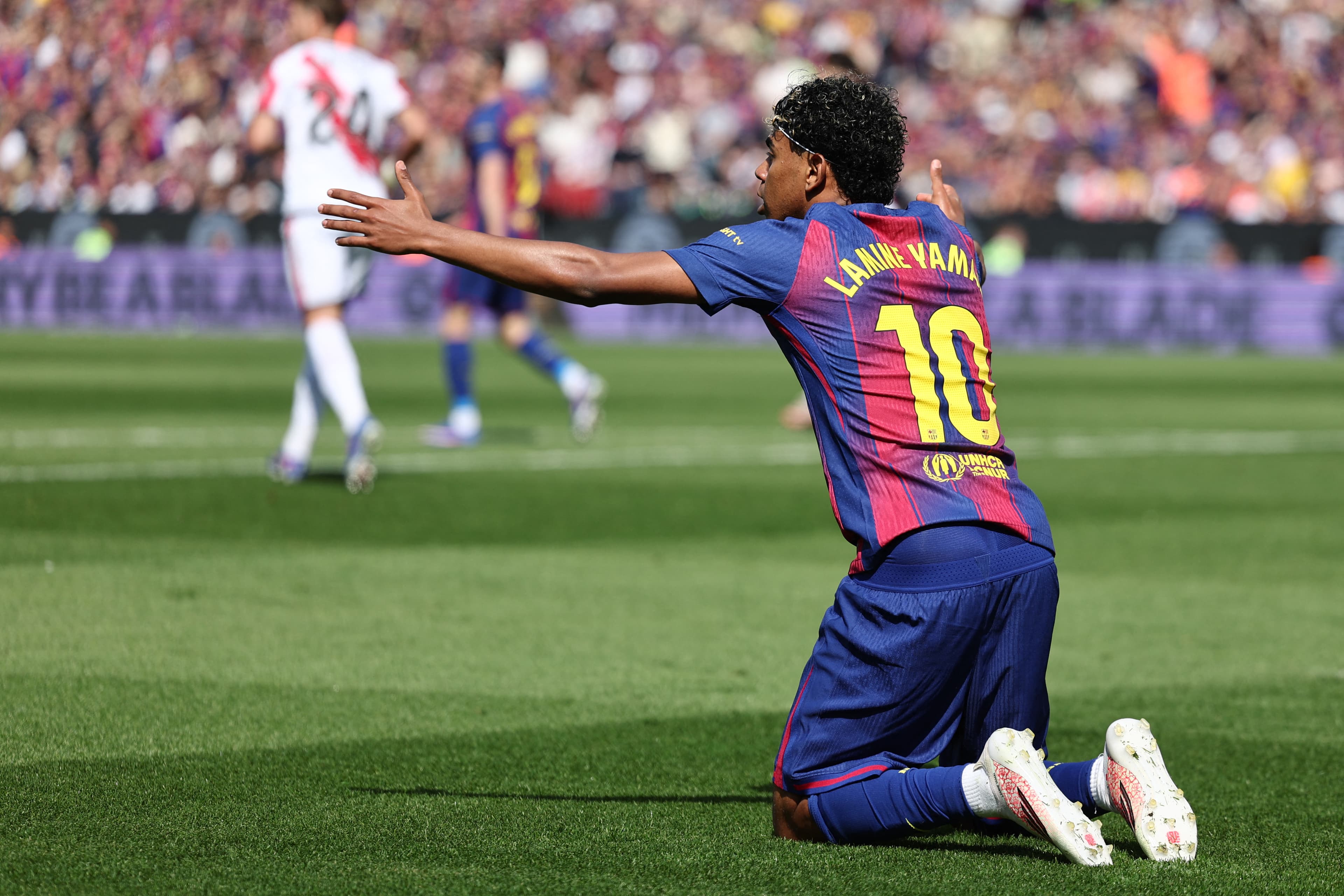 Should Barcelona have had a penalty for foul on Lamine Yamal against Rayo?