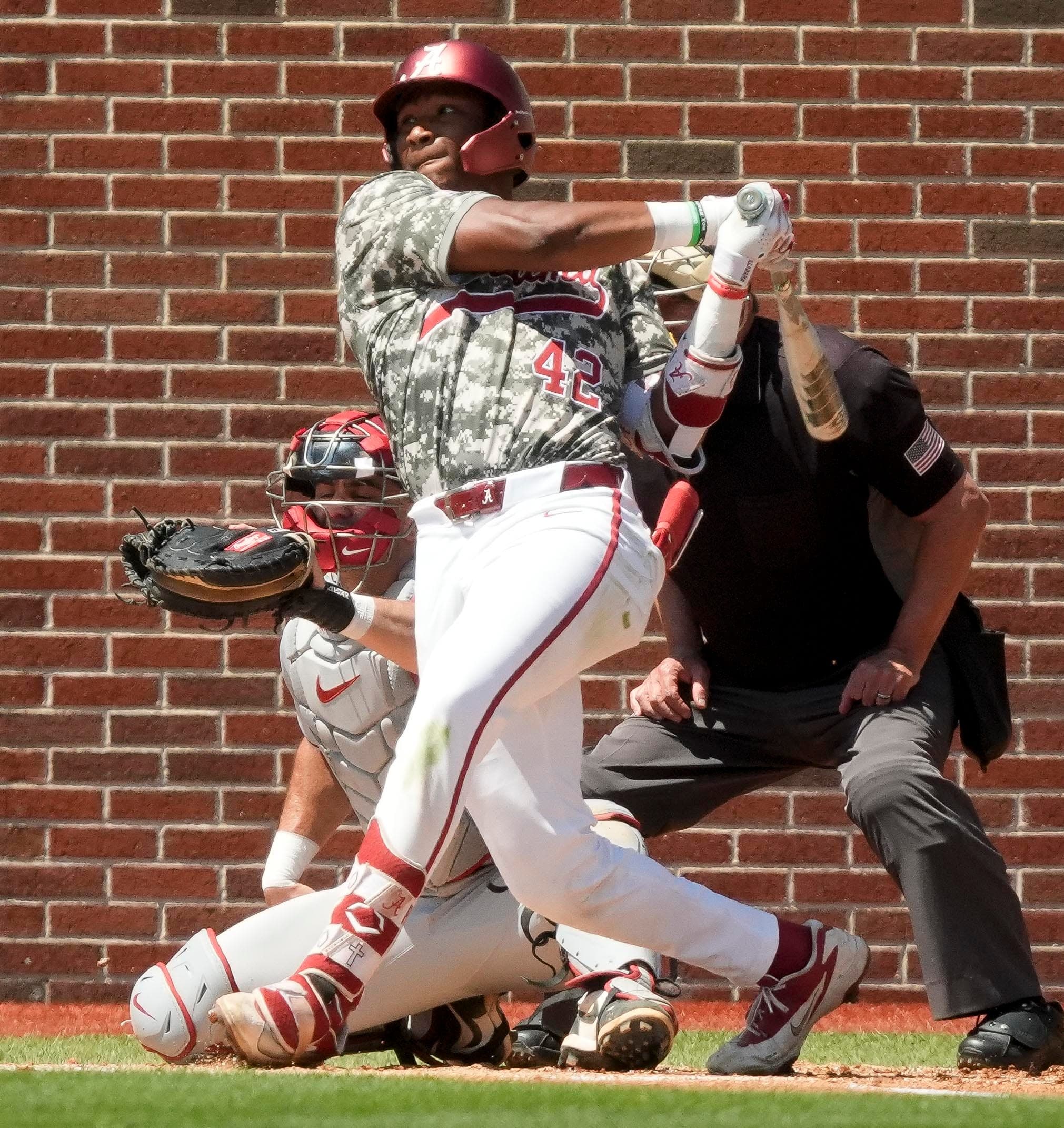 Alabama Baseball Swept By Arkansas