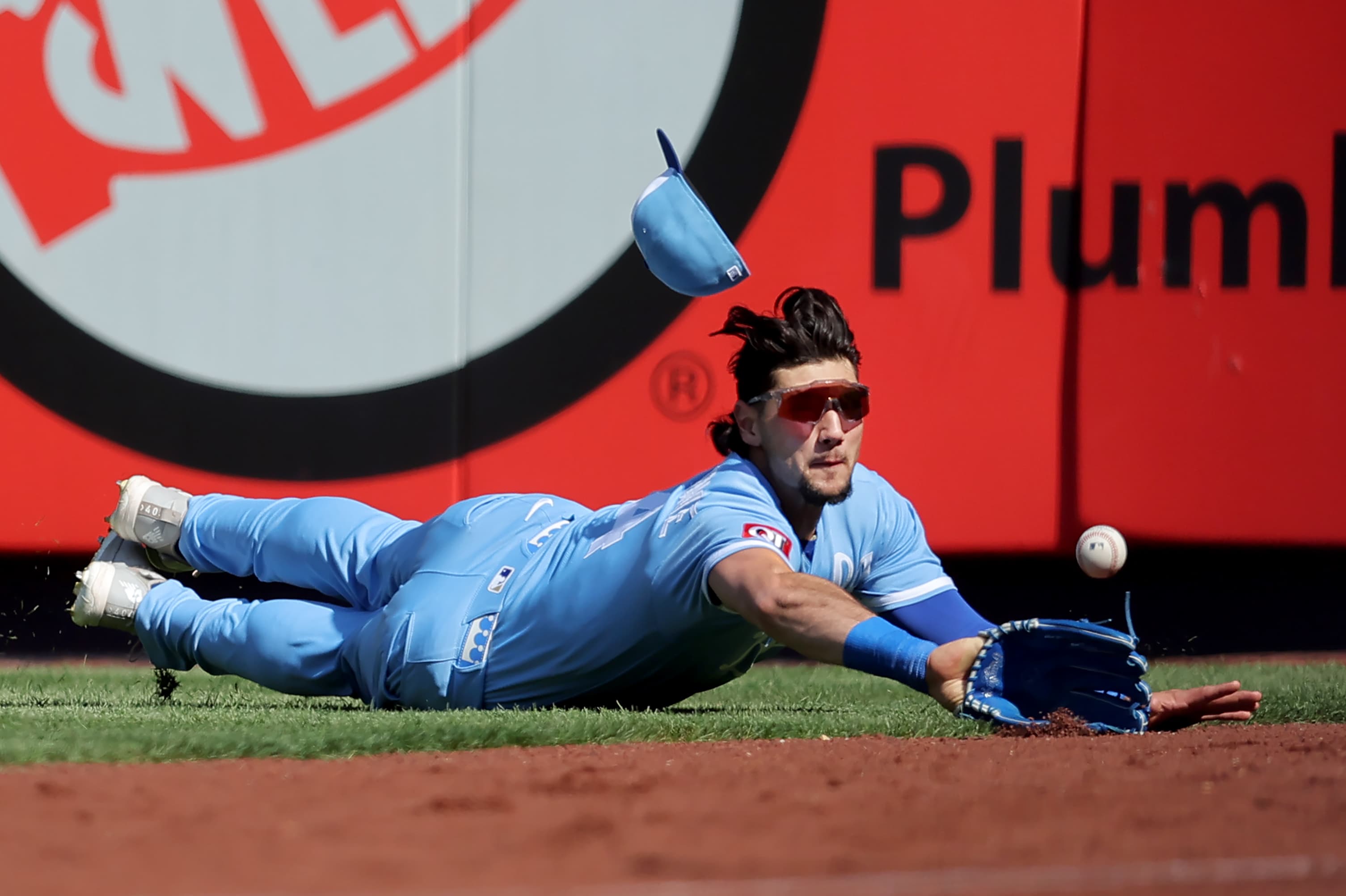 Yankees demolish Royals 13-4