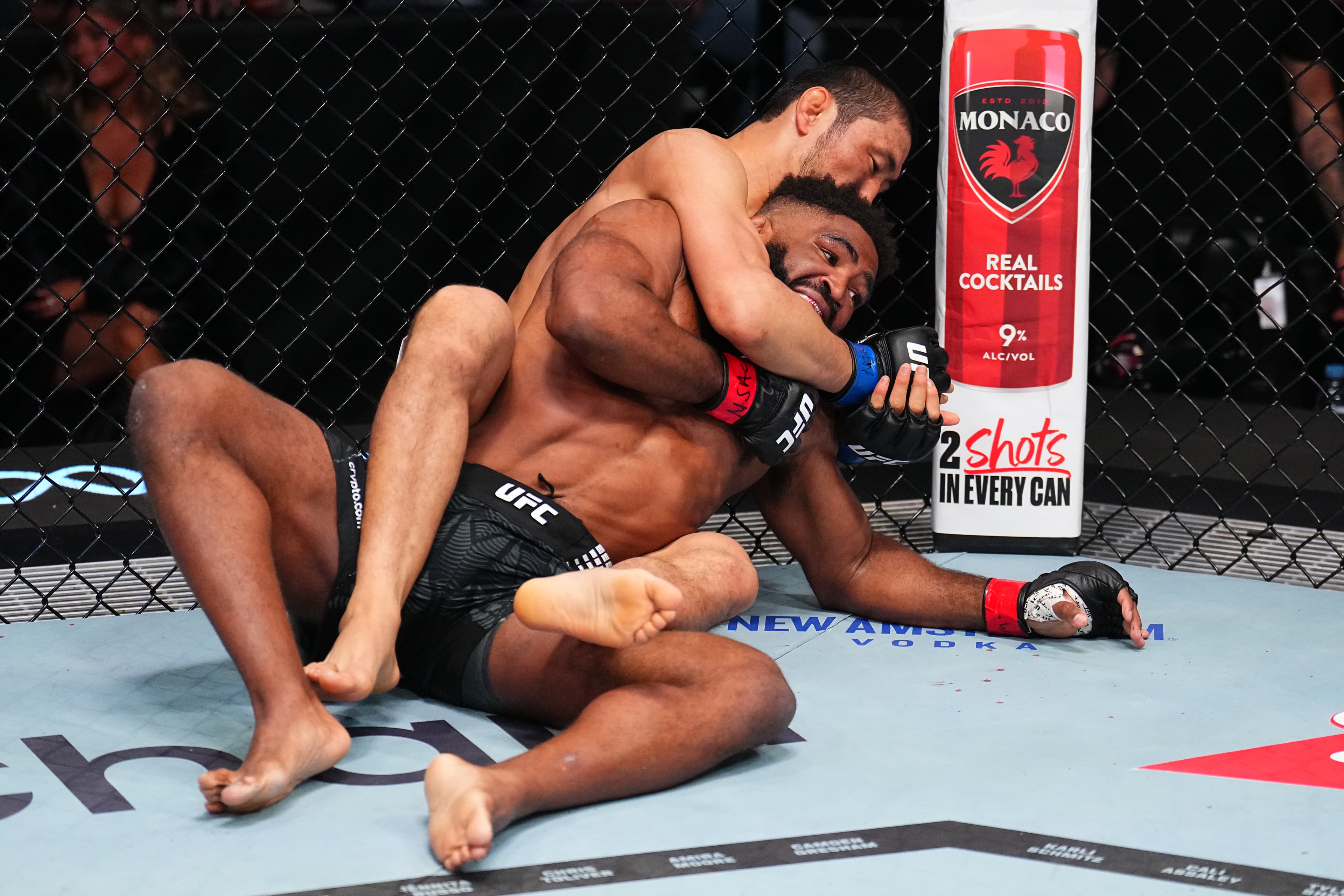 New Headline: Chris Curtis Explodes on Twitter Over UFC's 'Foul' Loss: "I Don't Believe This!