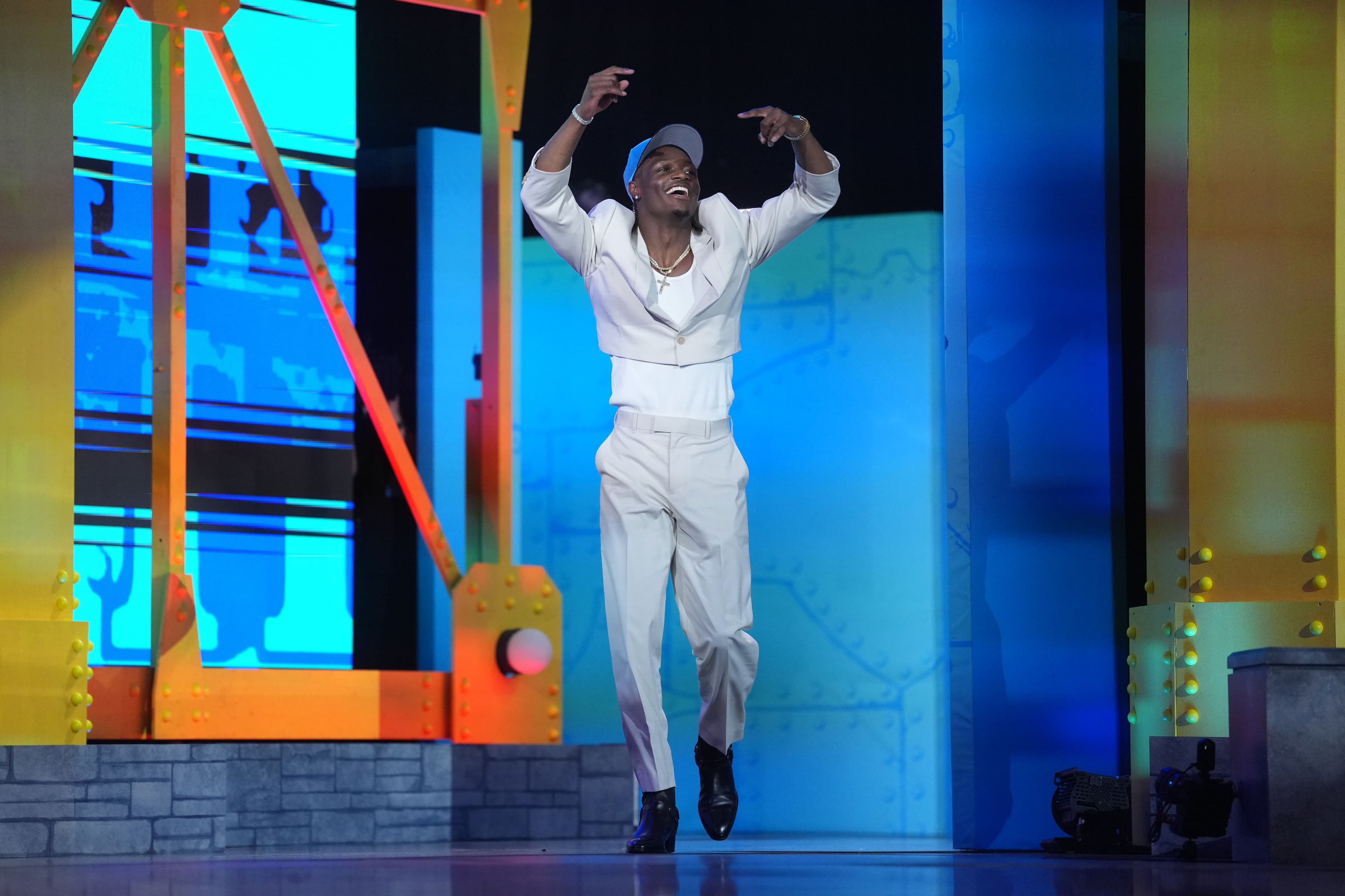 Grade the Titans’ selections of Carnell Tate and Keldric Faulk