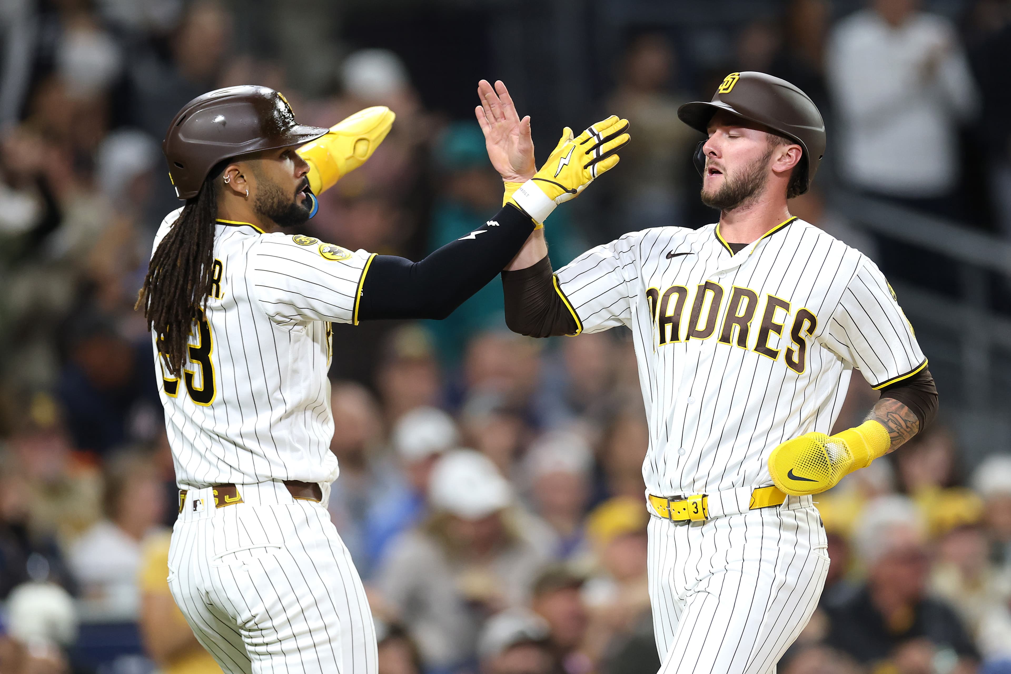 Yankees Rivalry Roundup: M’s blow a four-run lead in the ninth