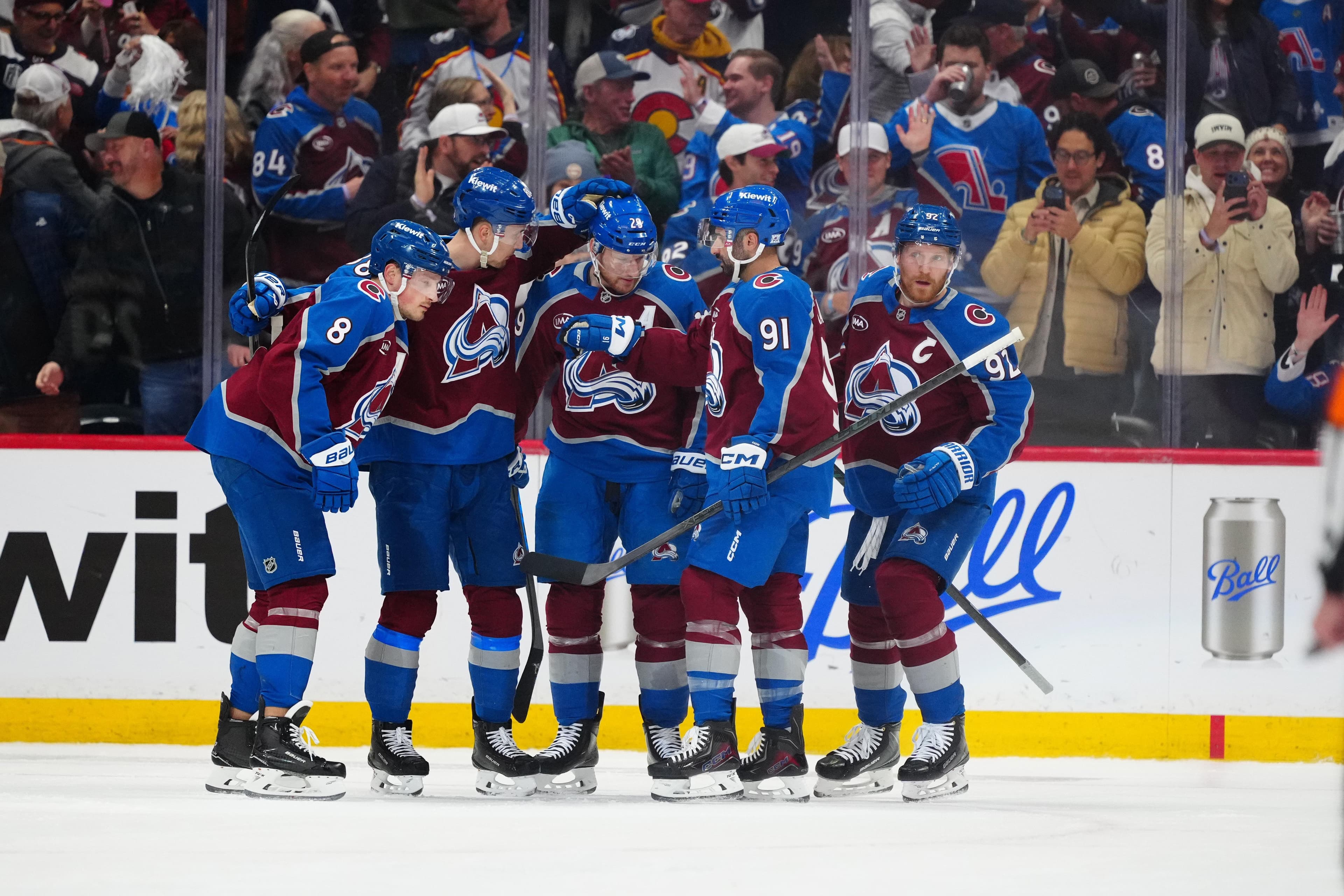 Recap: Avs take 2-0 series lead after 5-2 victory over Wild