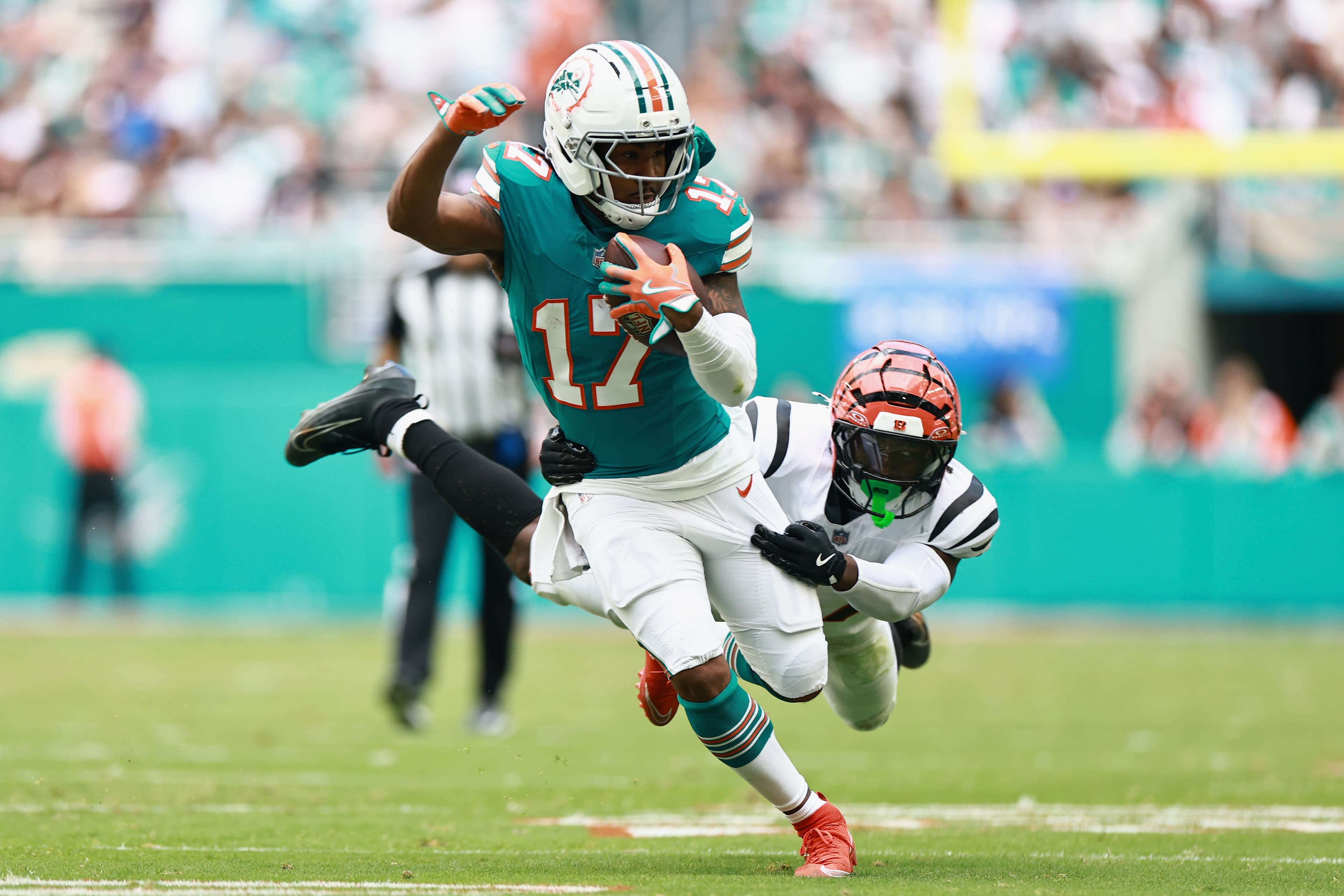 Miami Dolphins Jaylen Waddle trade grade
