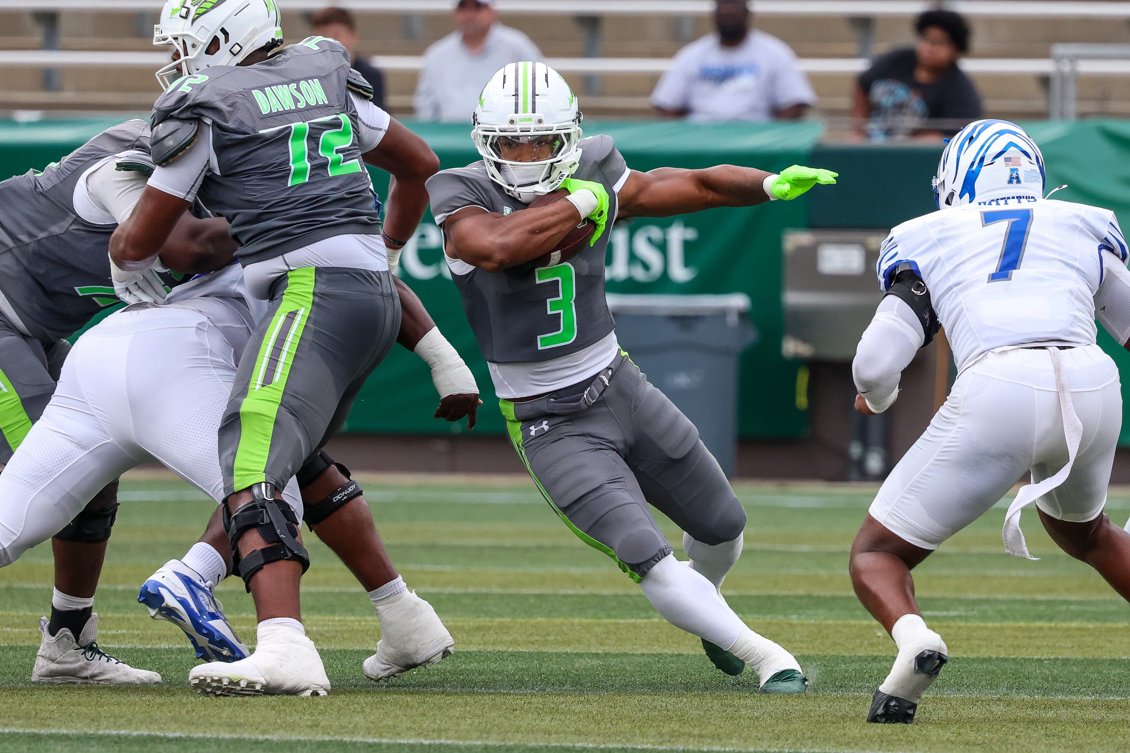 Josh Jacobs’ brother gets a tryout with the Green Bay Packers