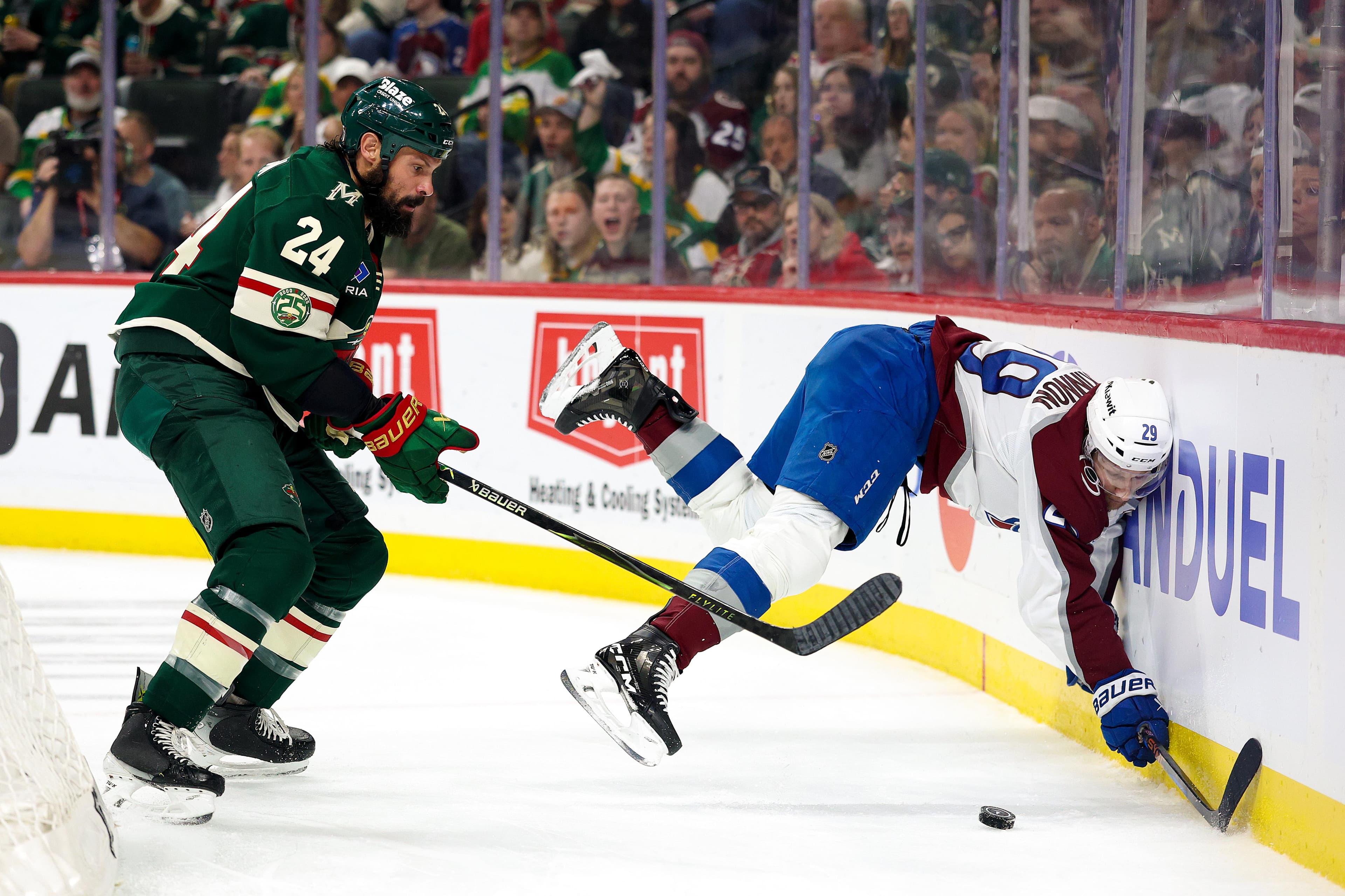 Game 3 Recap: Fright night in Minnesota, Avs downed 5-1