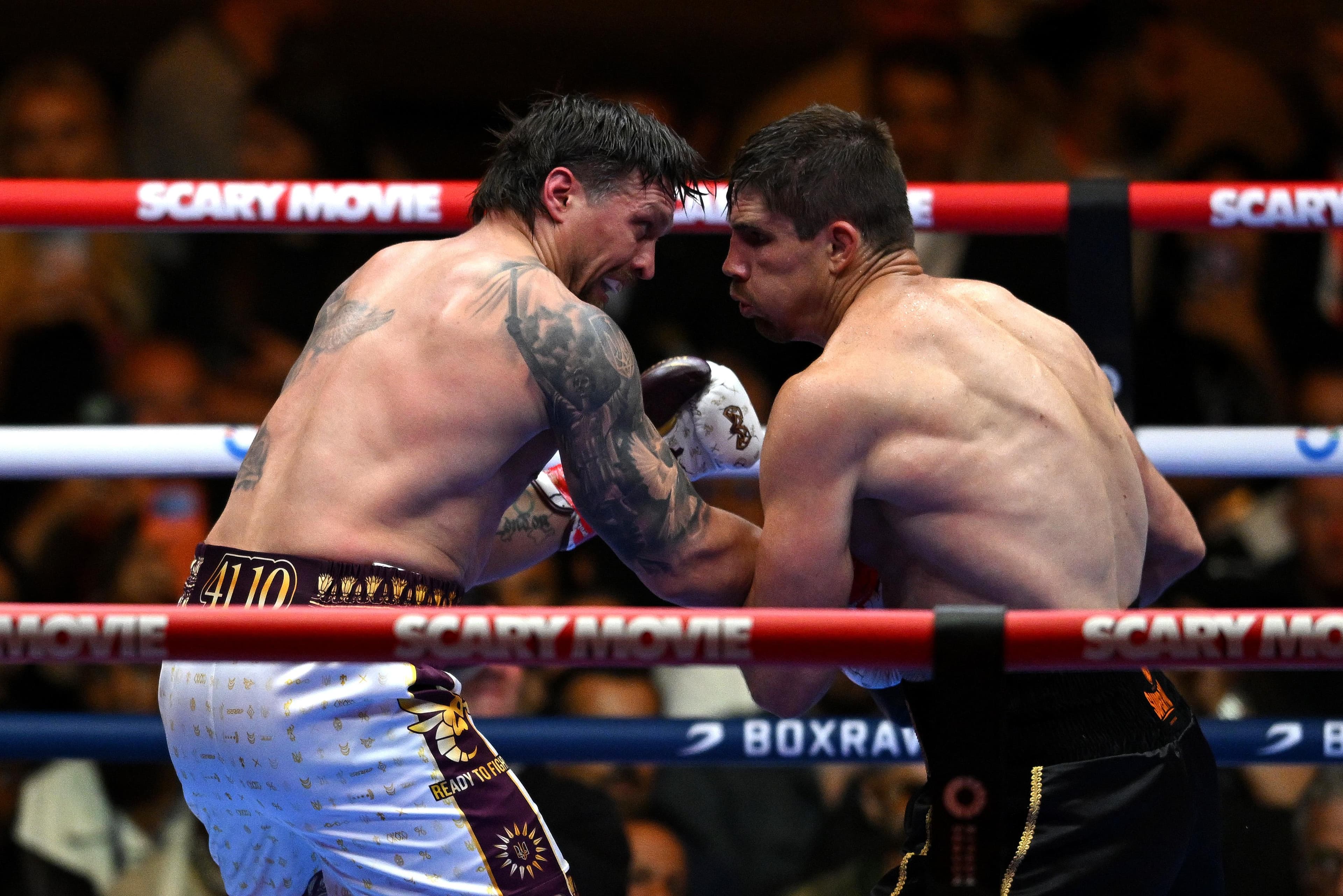 Highlights! Usyk Survives Rico, Bad Stoppage Tarnishes Win