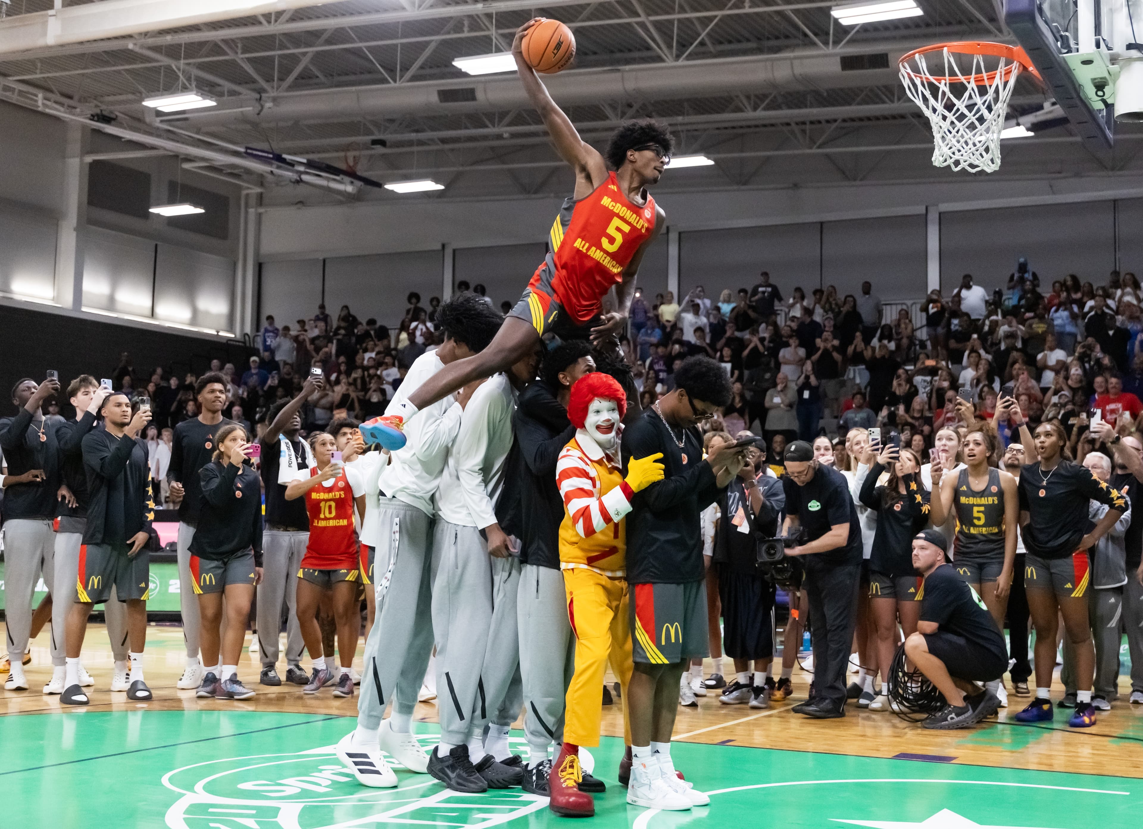 Alabama basketball commit Jaxon Richardson shows out at McDonald’s game