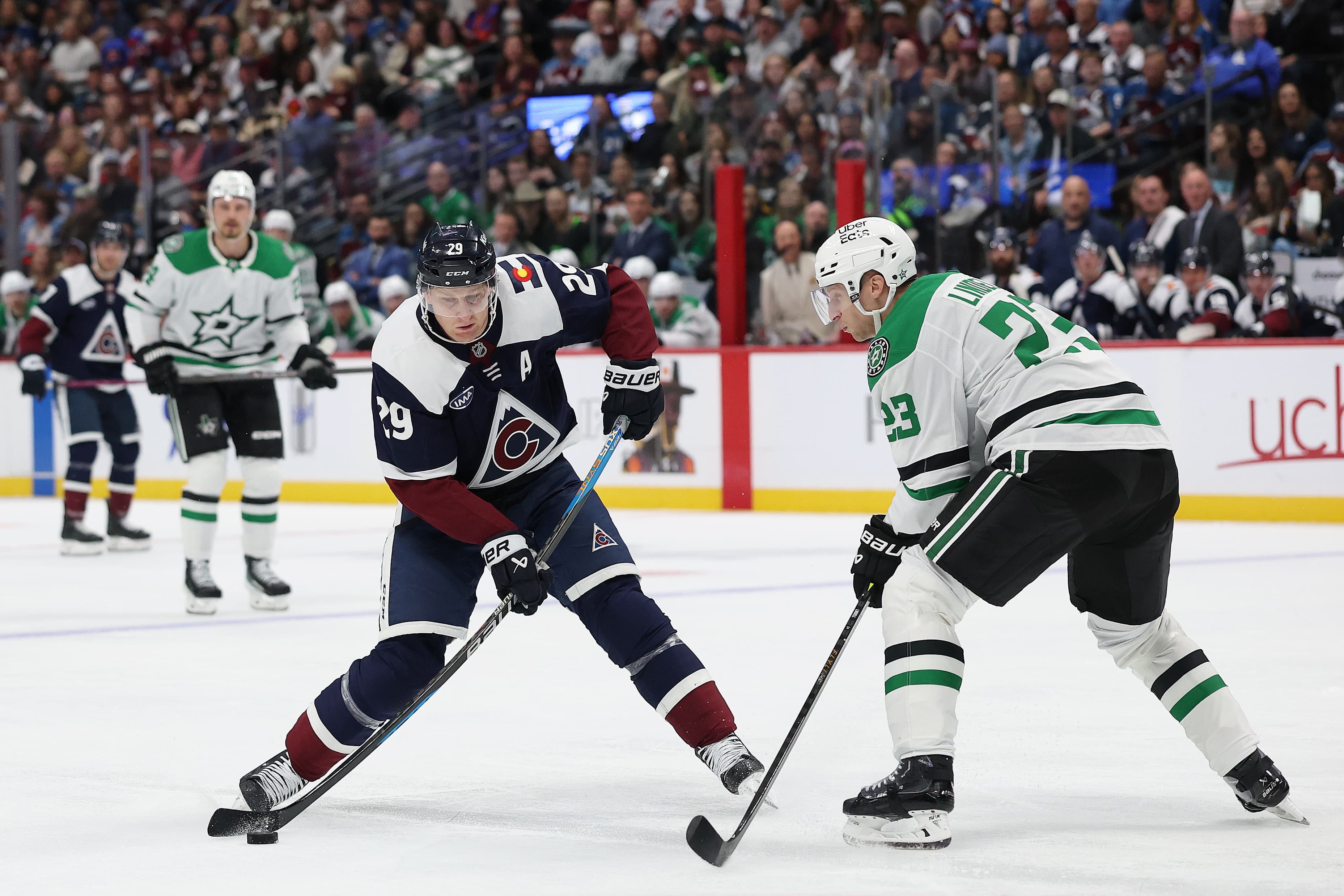 Preview: Avalanche ditch 11 & 7 for key matchup with Dallas Stars
