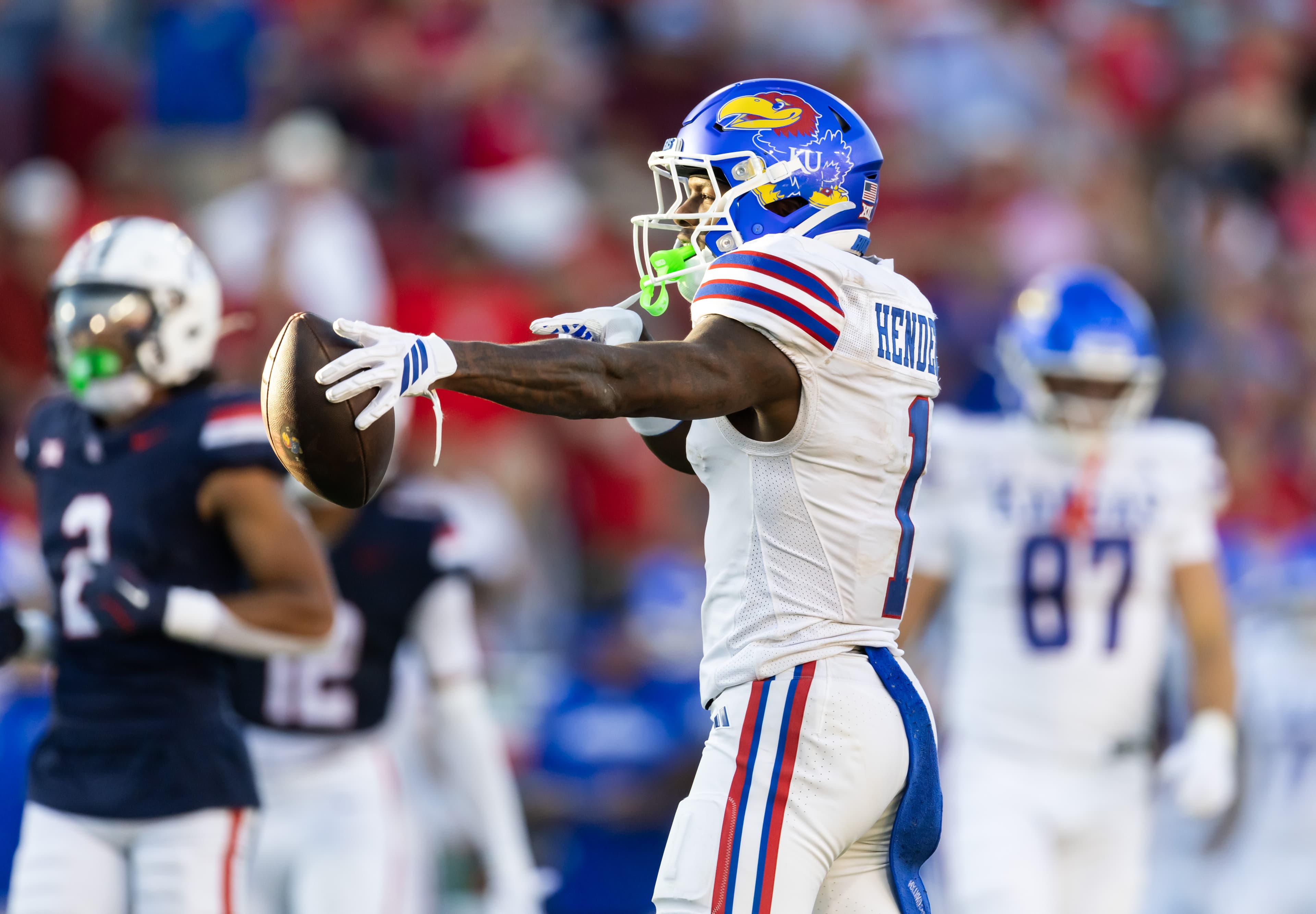 Seahawks 2026 draft: Seattle trades down, adds wide receiver Emmanuel Henderson Jr