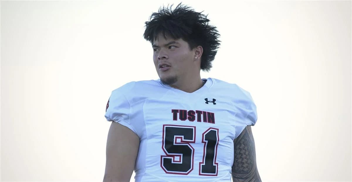 #Woof!: UW Lands Top 200 Recruit