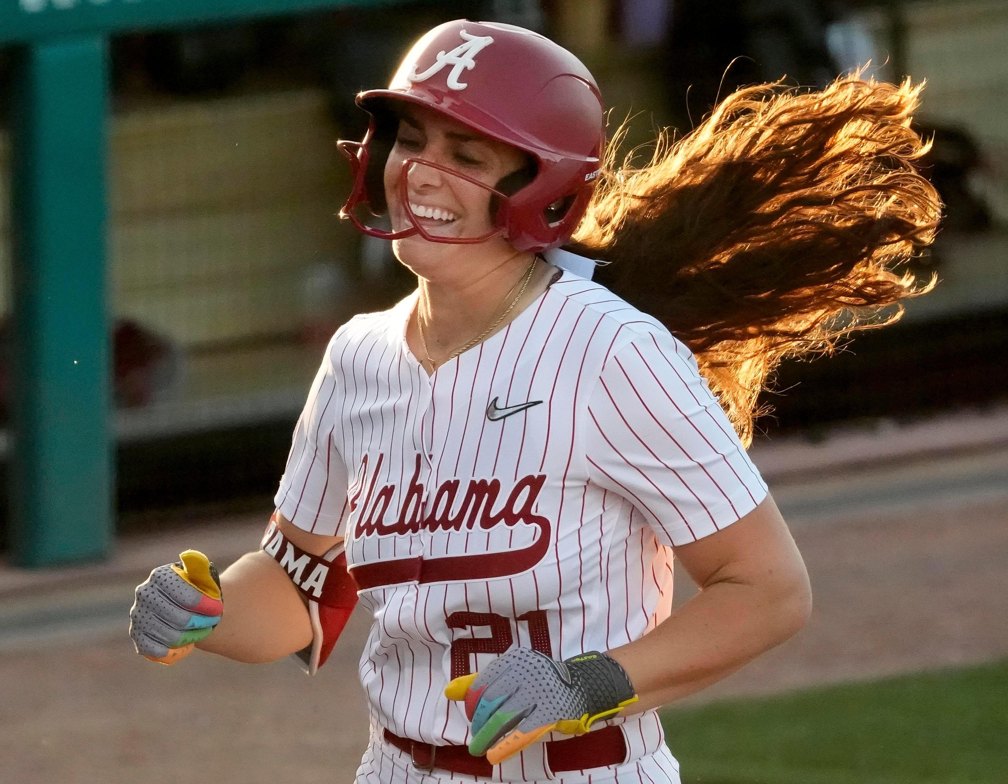 Alabama Softball Ekes/Sweeps by South Carolina