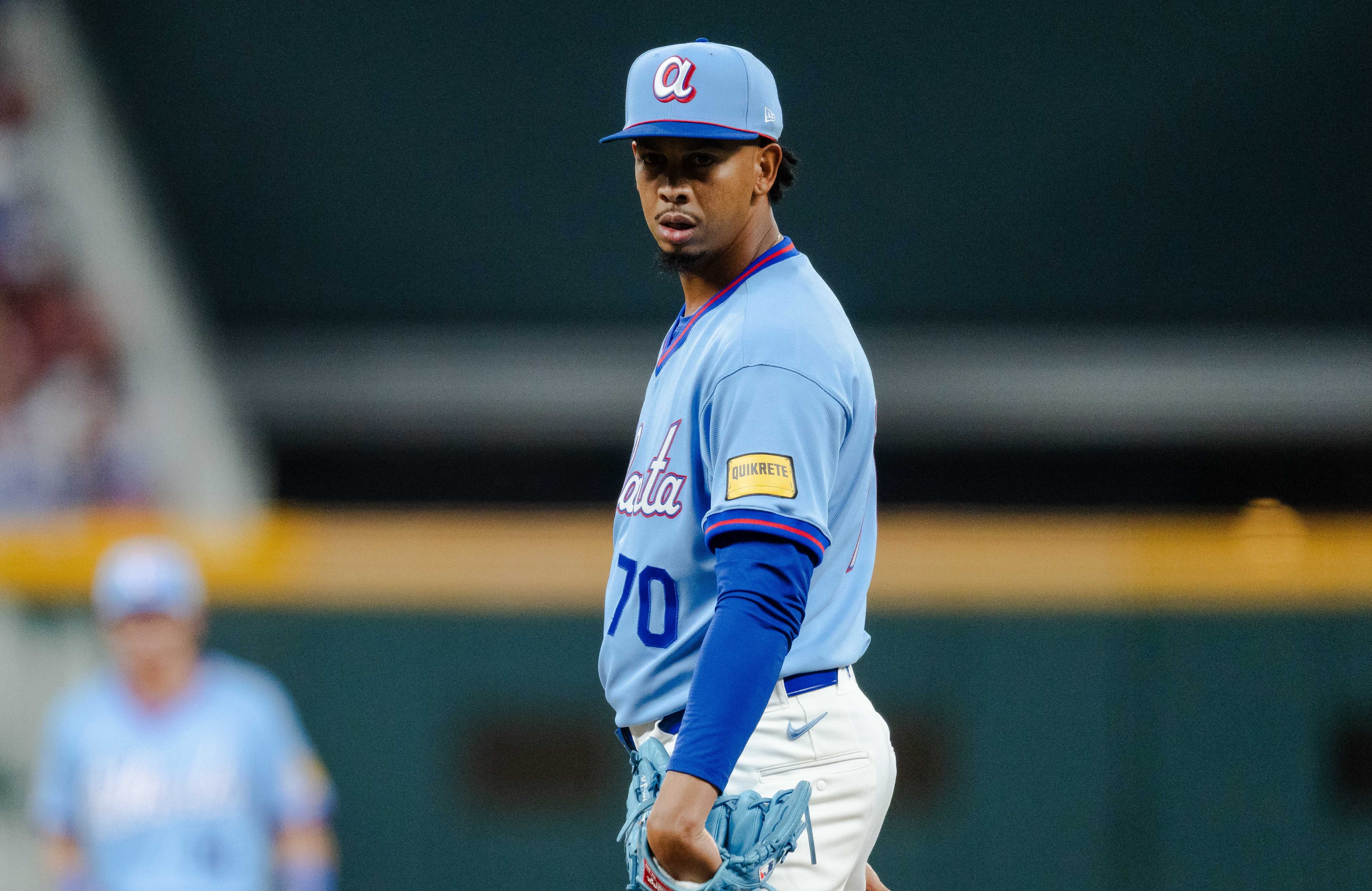 Osvaldo Bido claimed by White Sox