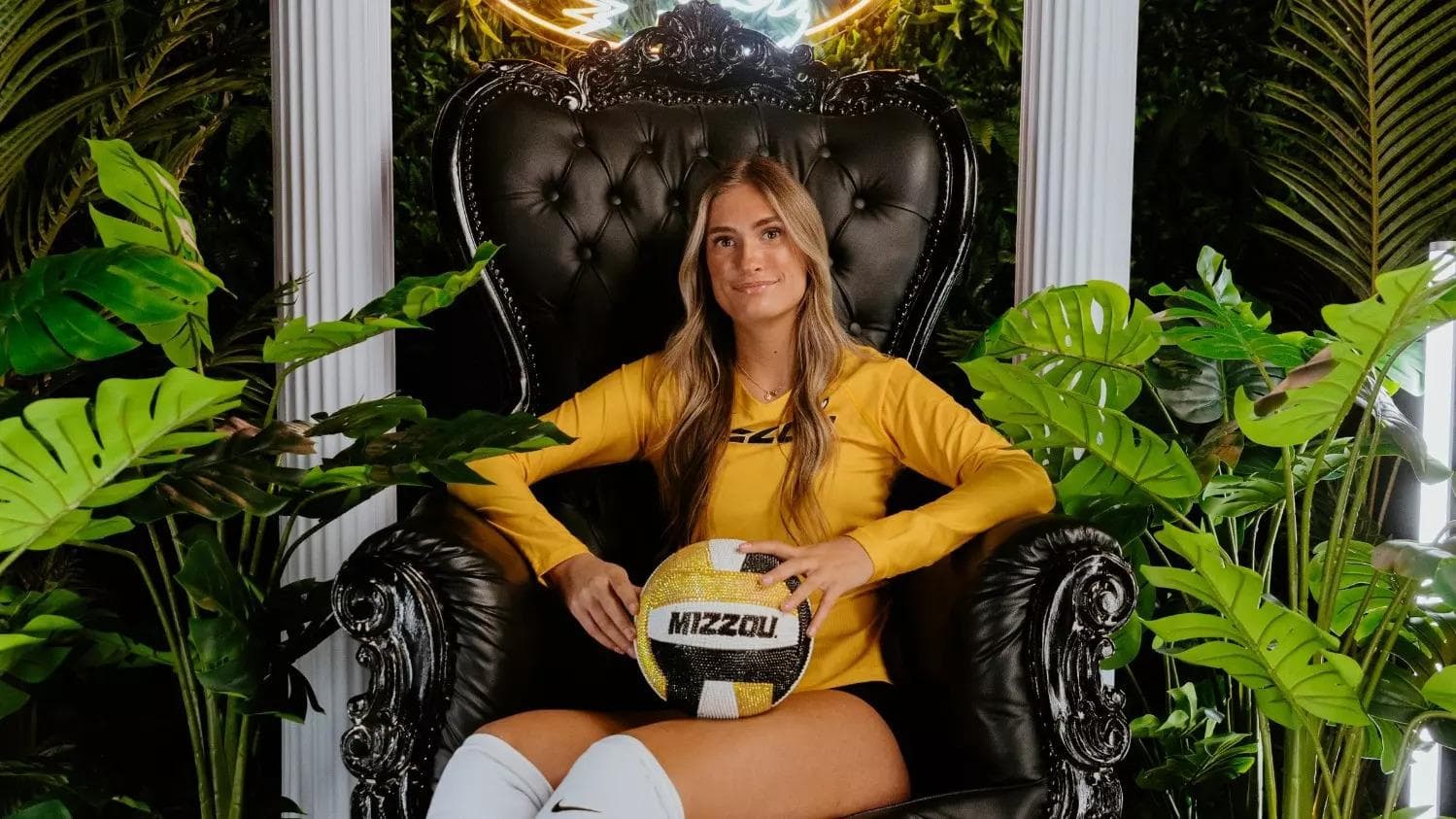 Mizzou volleyball adds second transfer in MB Lauren Larkin