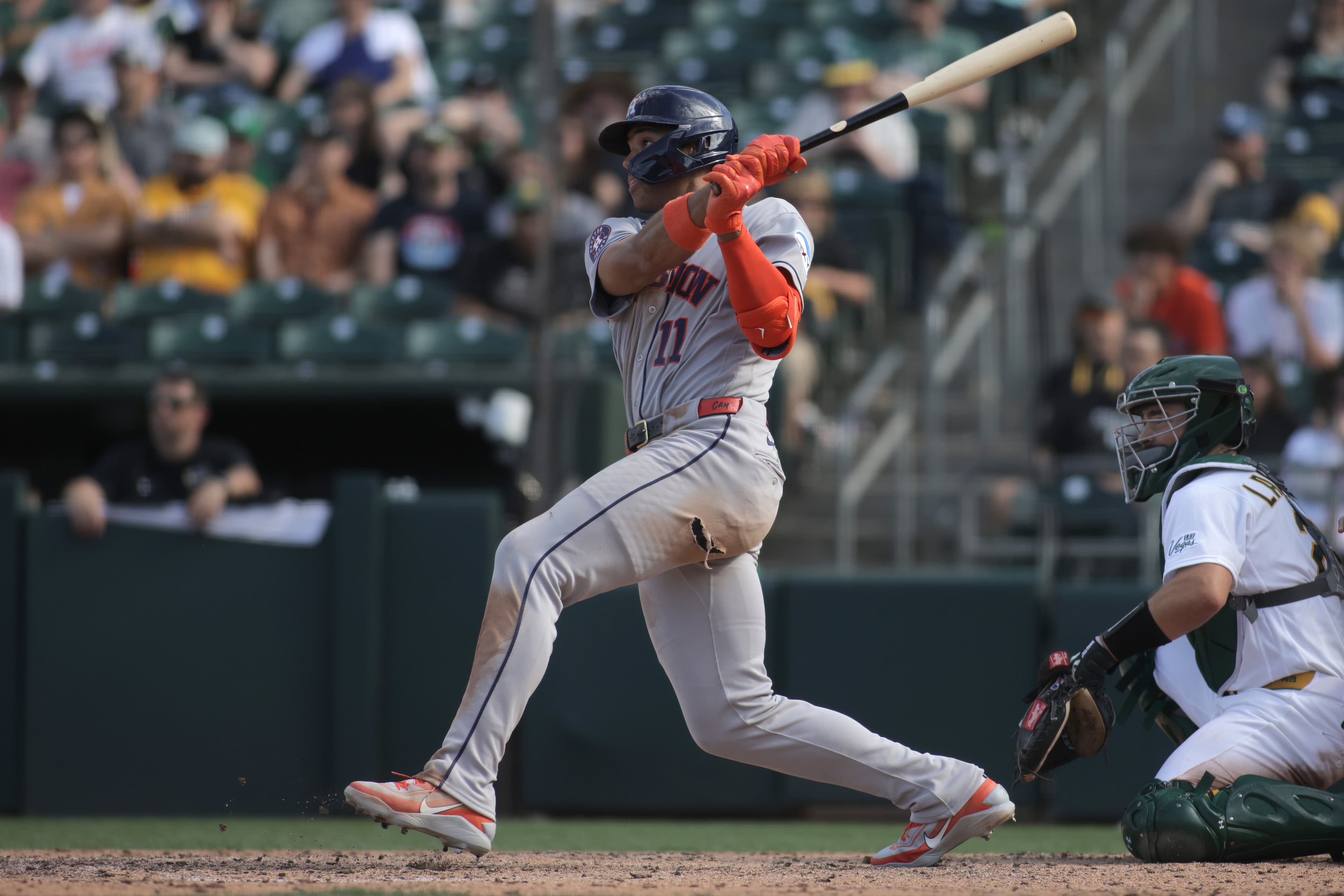Disastrous 5th Inning Sinks Astros in 9-7 Loss to Rockies