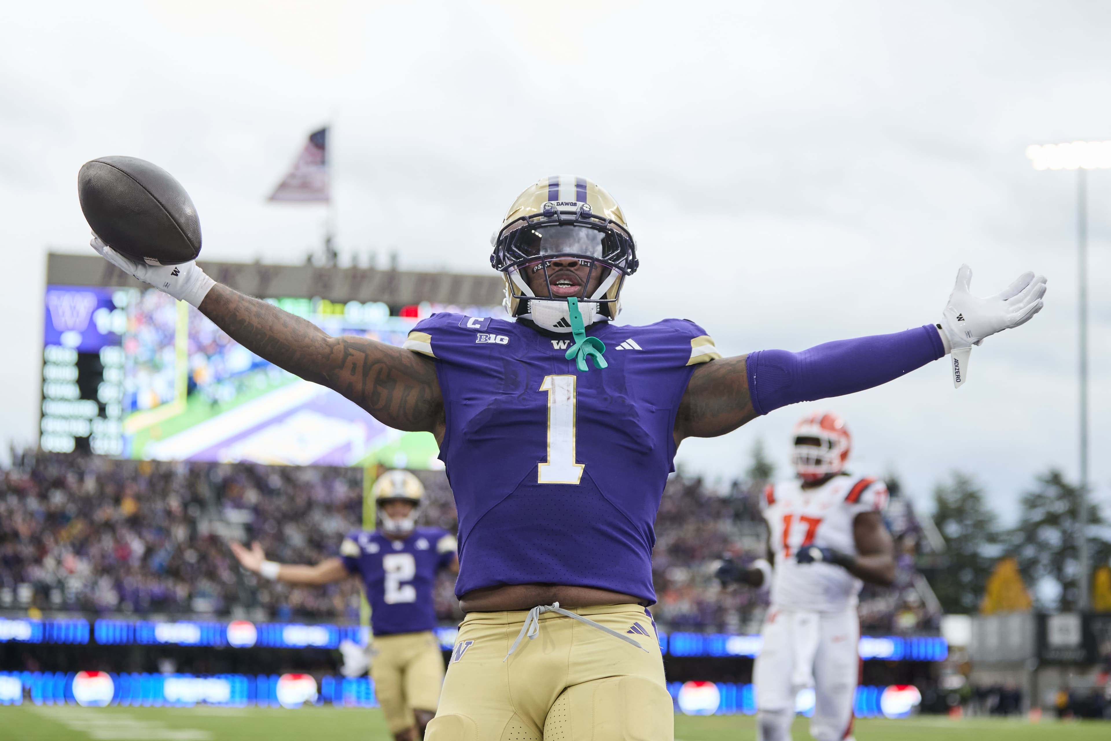 Best available players for the Broncos going into Day 3