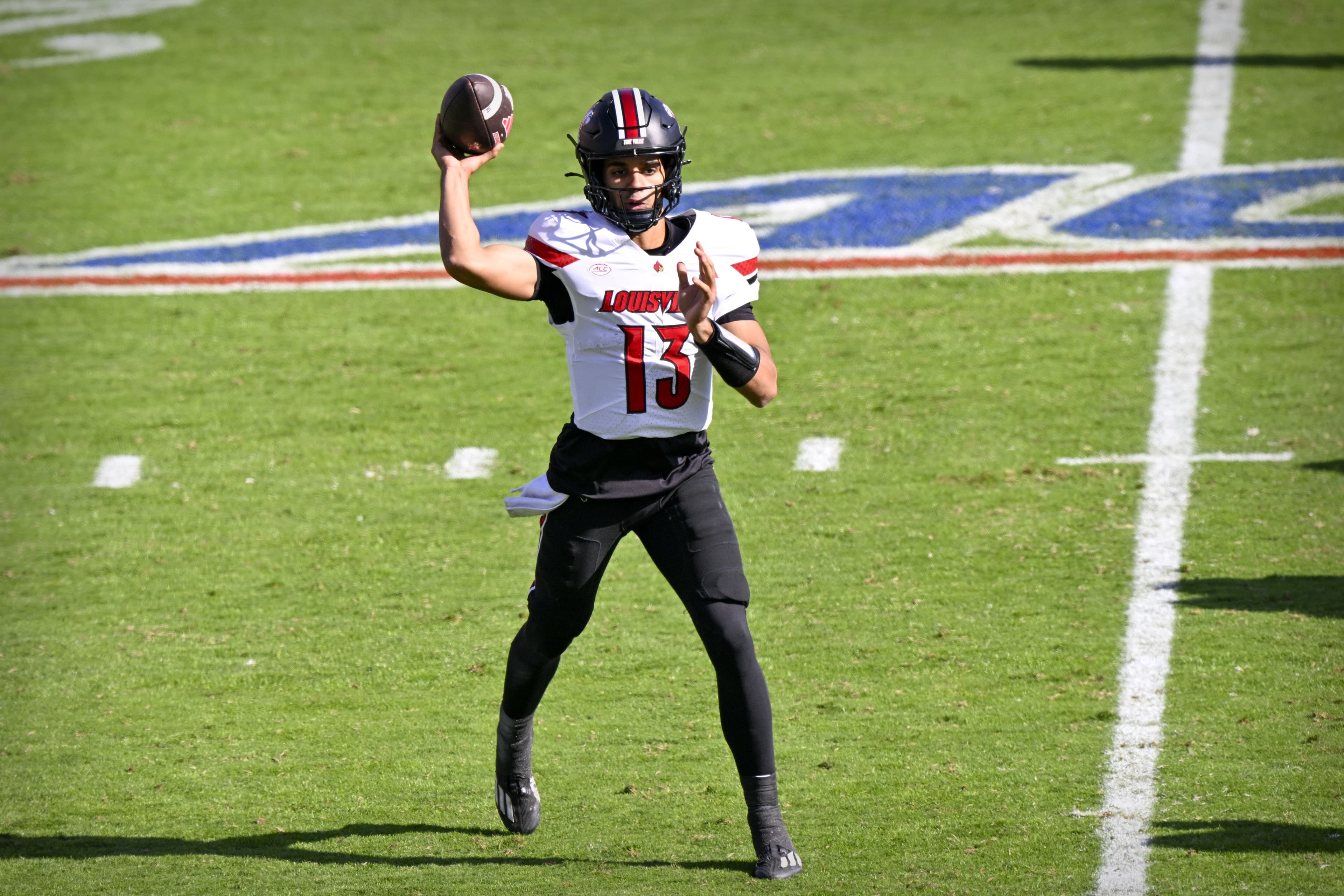 Badgers QBs going through ‘learning curve’ early in spring ball