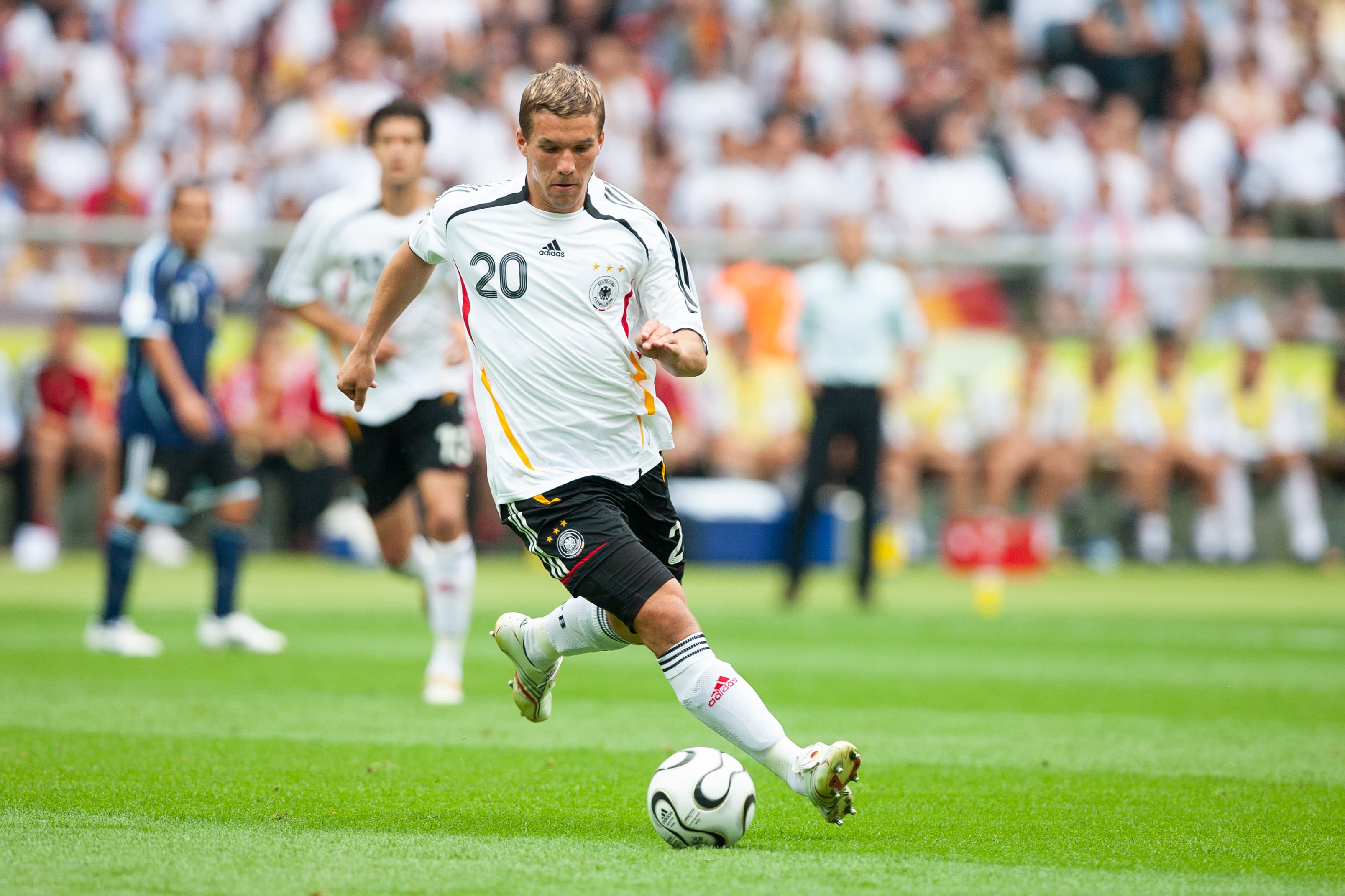 Lukas Podolski chimes in on his thoughts of Lennart Karl playing for Germany