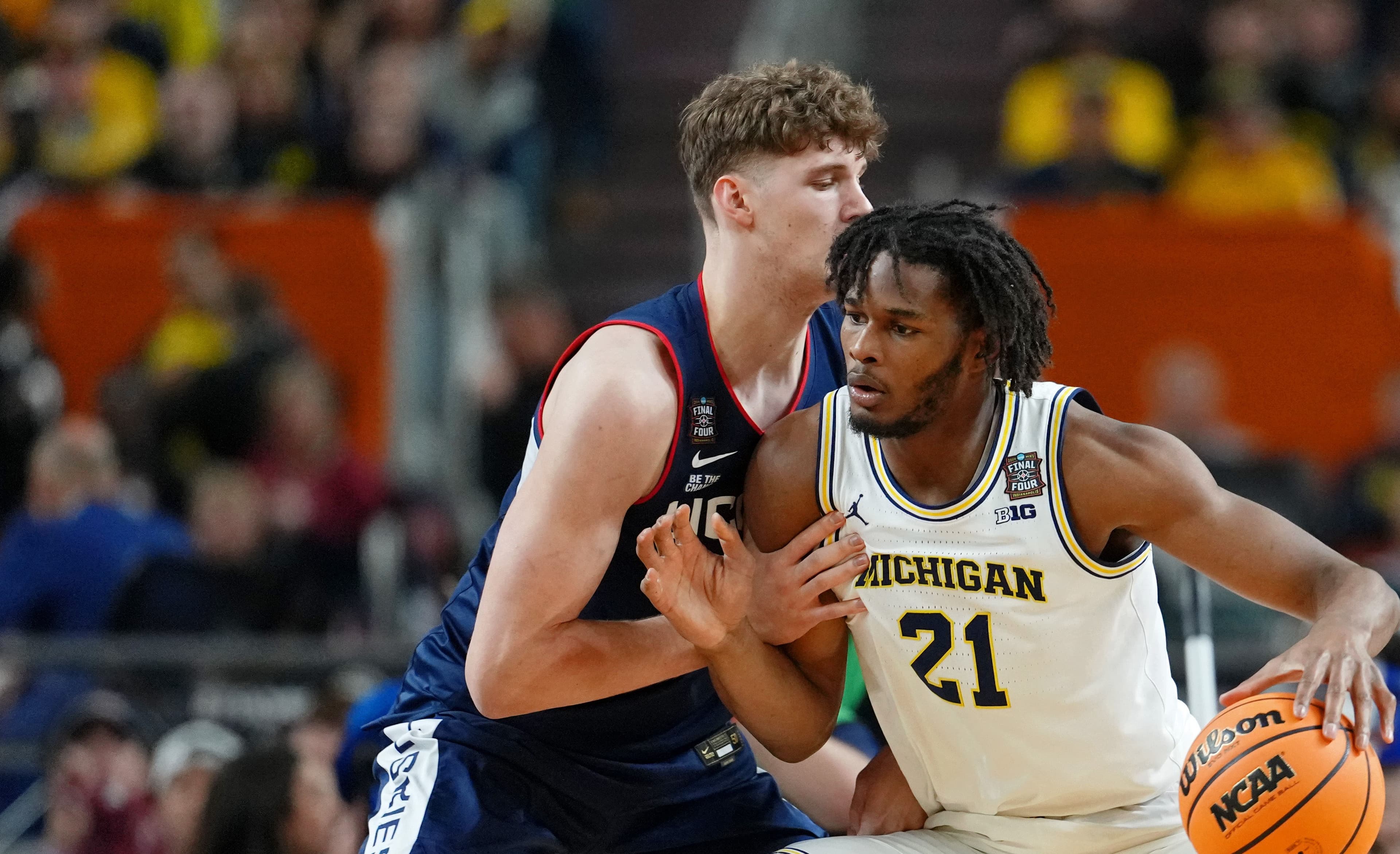 Eric Reibe and Finley Bizjack drawing interest from Kentucky Basketball