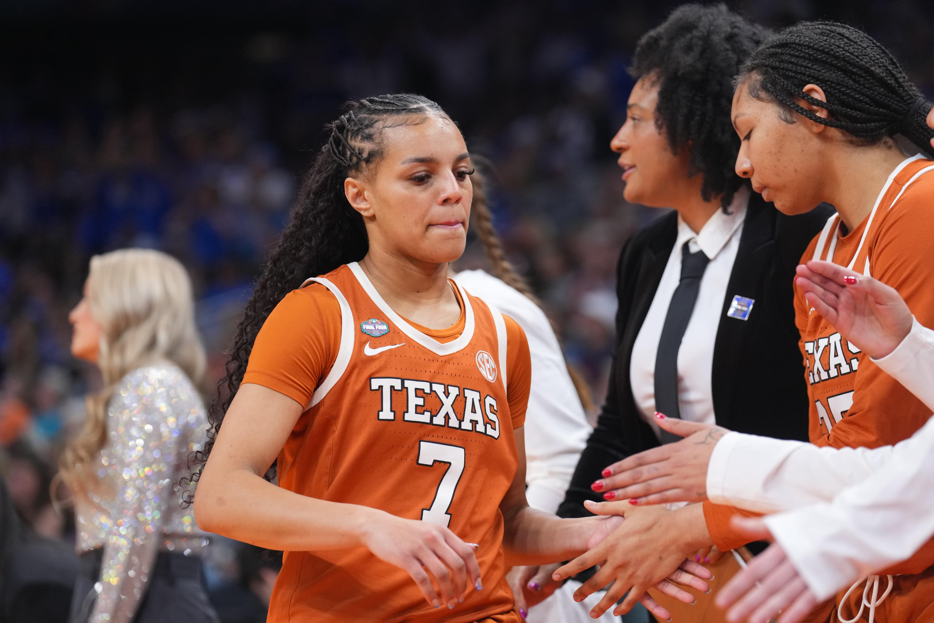 Texas G Jordan Lee enters the NCAA transfer portal