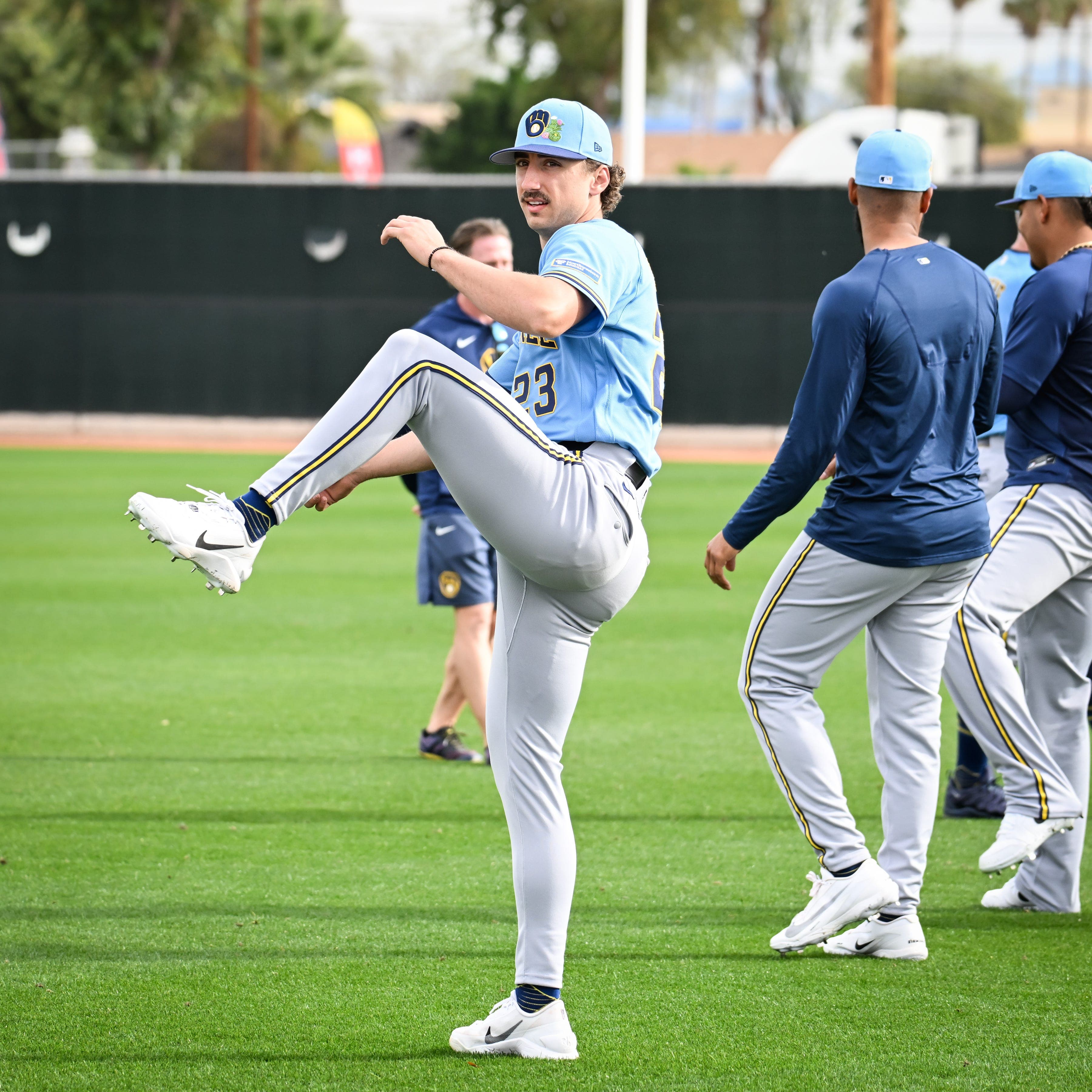 Brewers win final spring exhibition in 4-1 victory over Reds