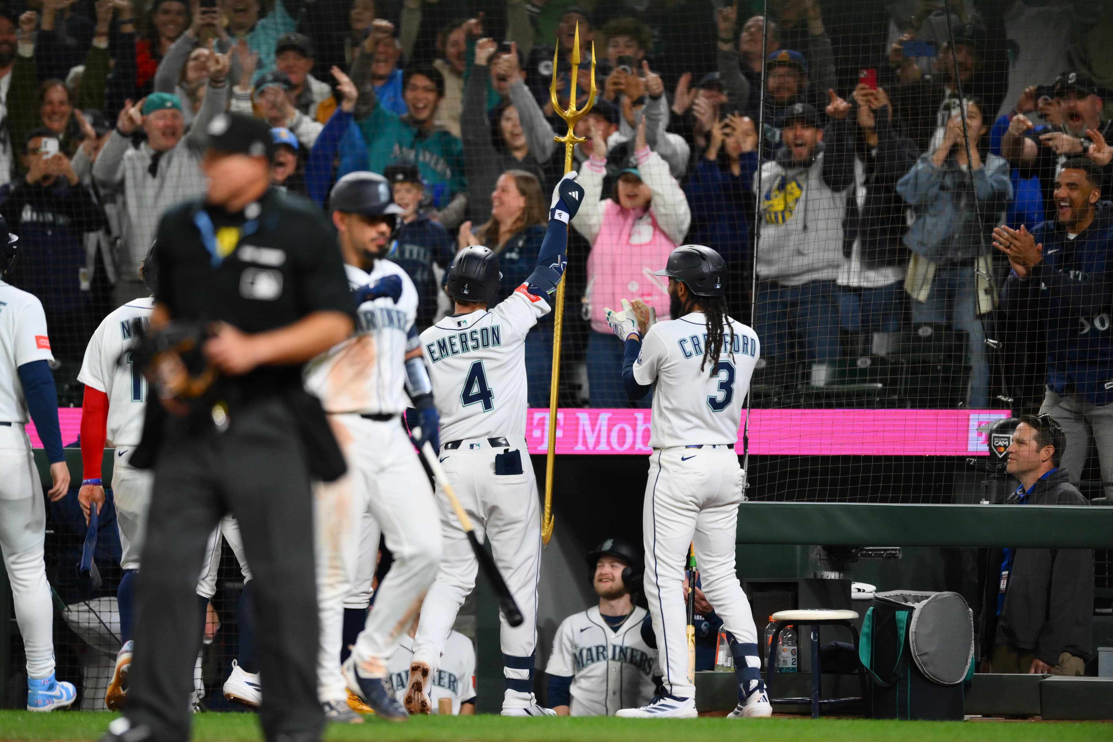 Colt Emerson hits first big-league homer in Mariners 6-1 win over White Sox