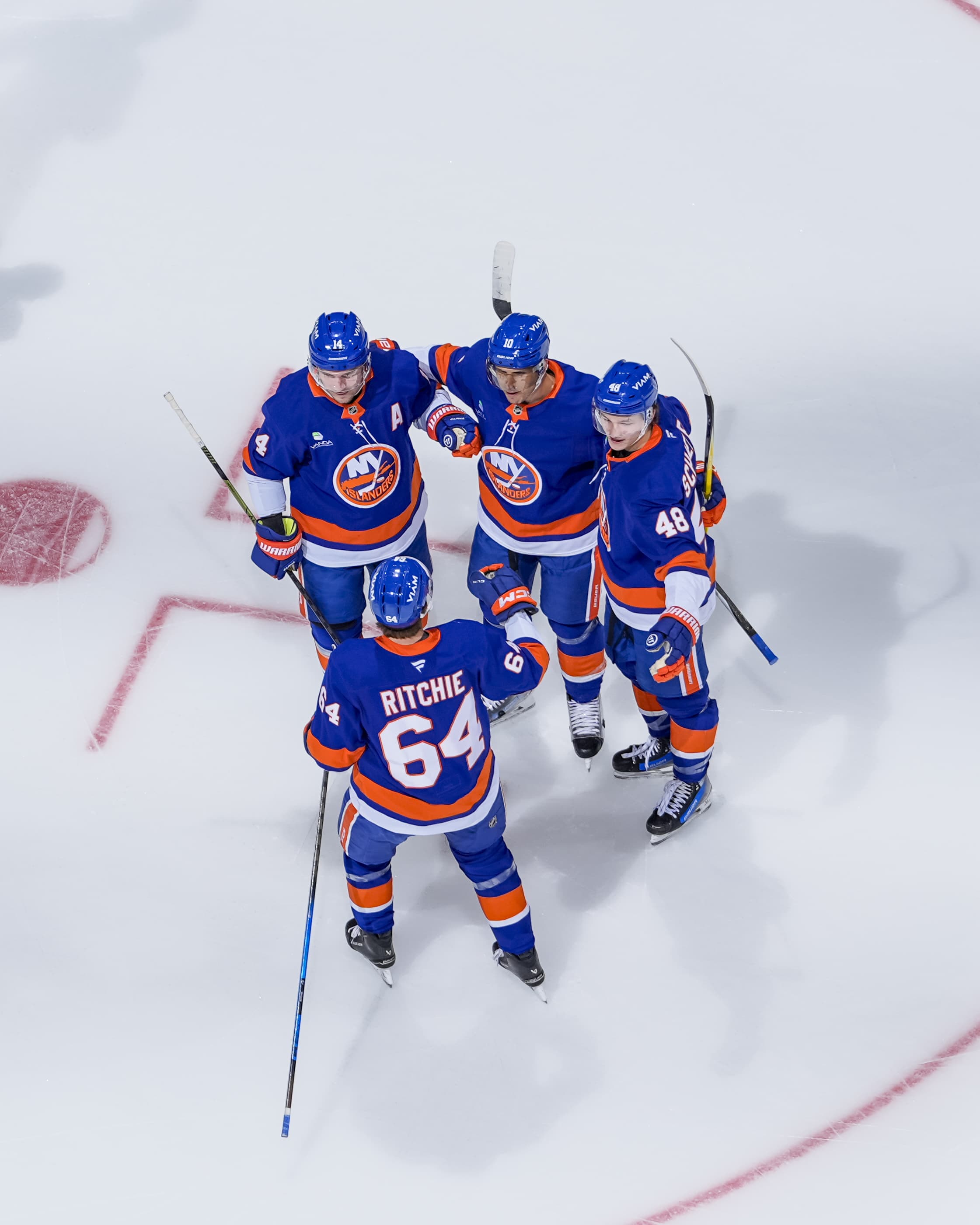 Rochester Lights Up The Horseshoes With Islanders' 3-0 Throne in Historic Homecoming Streak!