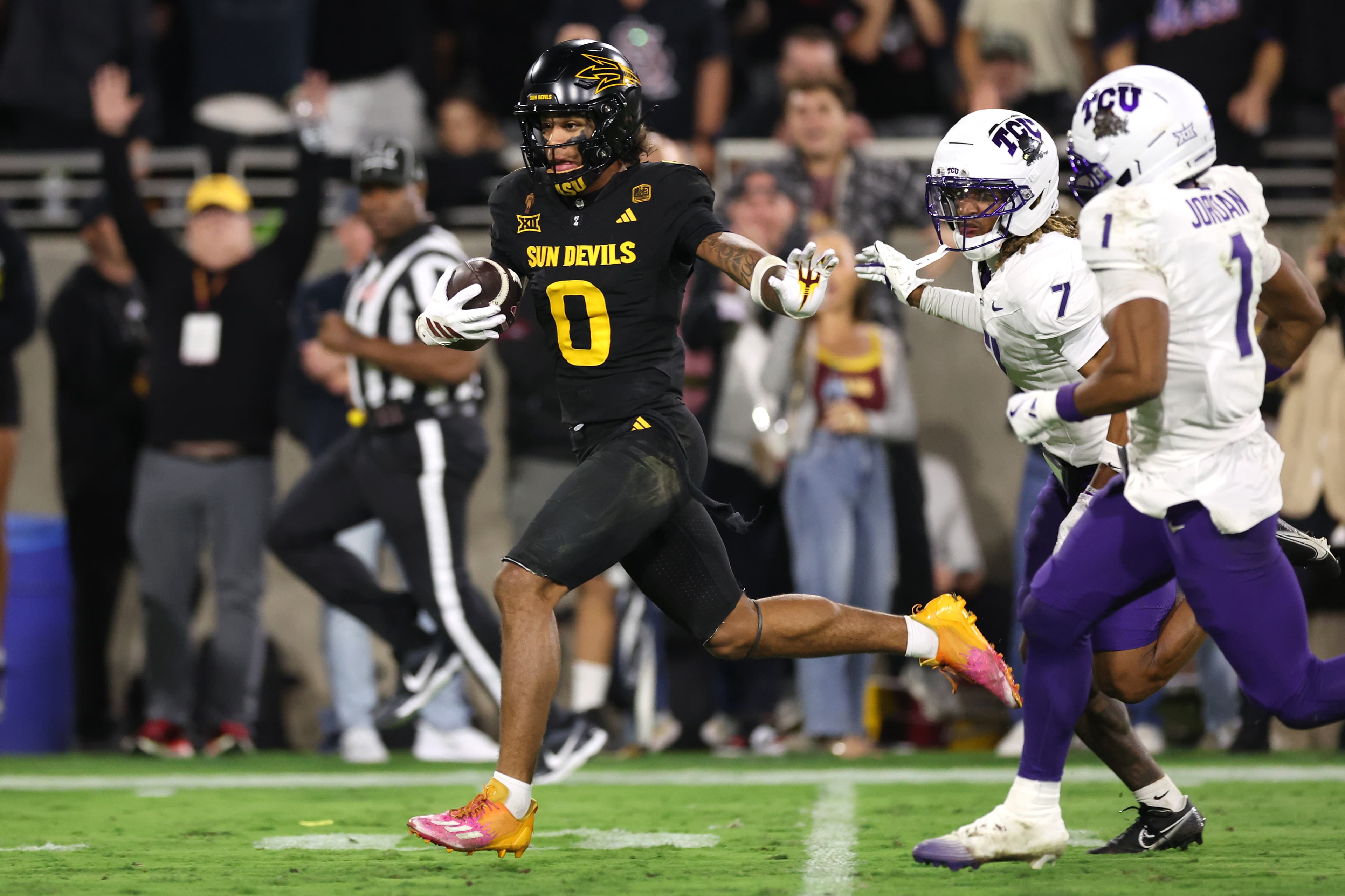 Chiefs News 4/16: 3 national mock drafts name same duo of Chiefs picks