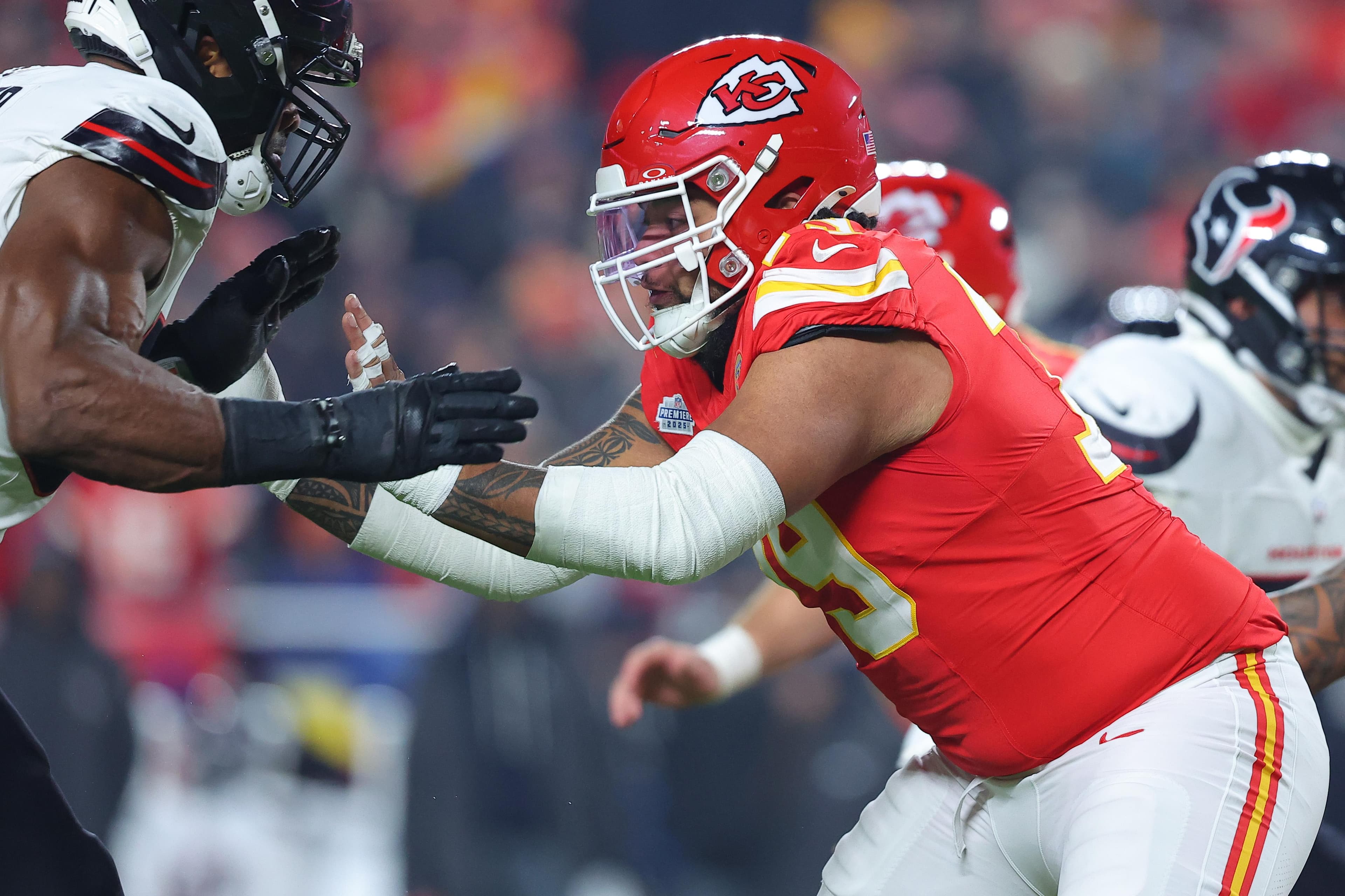 Even after signing D.J. Reader, the Giants another defensive tackle