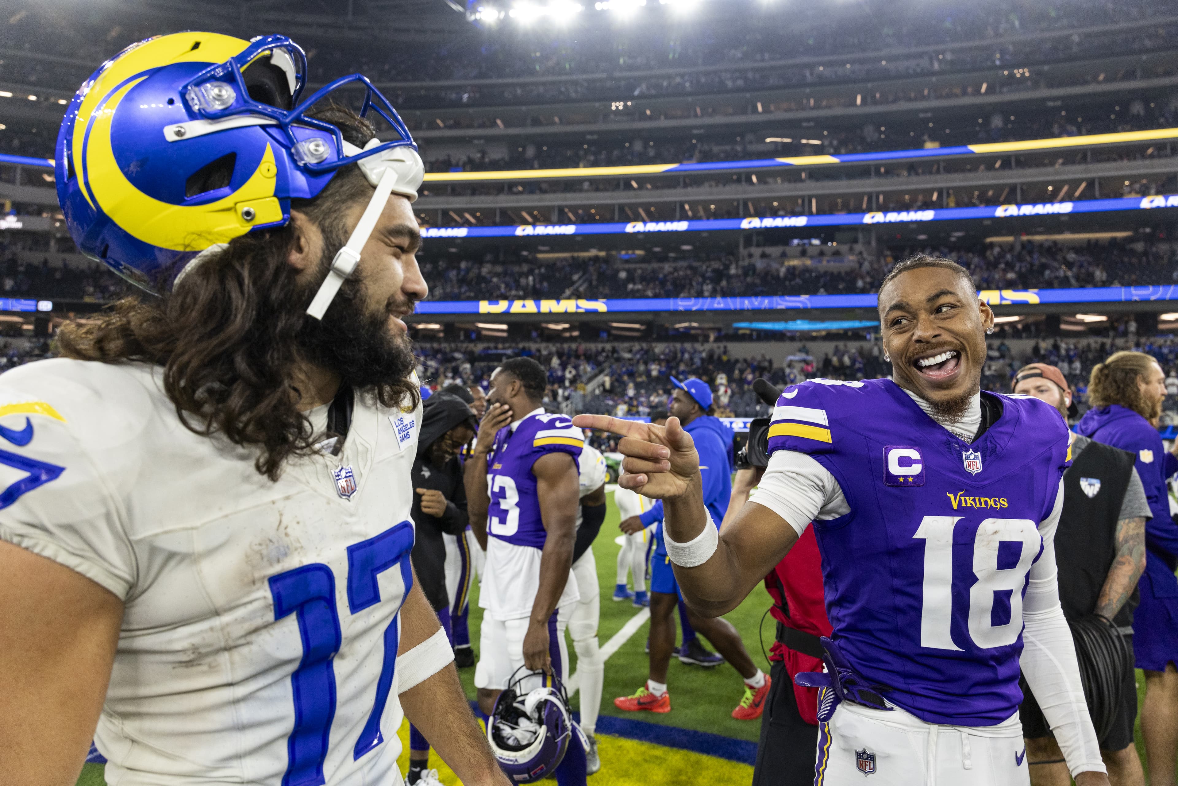 Rams may be linked to star wide receiver at trade deadline