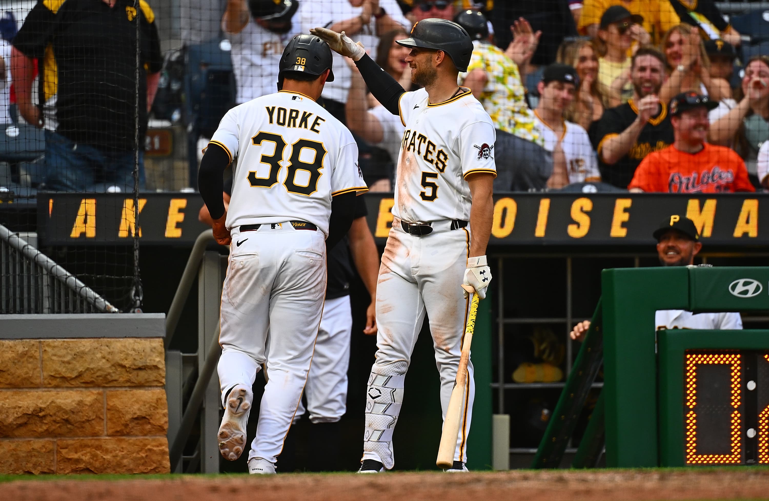 Defensive miscues doom Orioles in 3-2 walkoff loss to Pirates