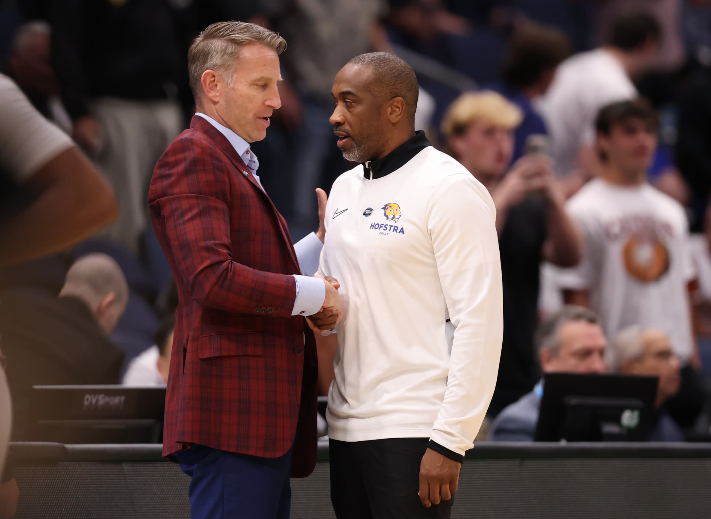 Hofstra’s valiant effort not enough to upset Crimson Tide