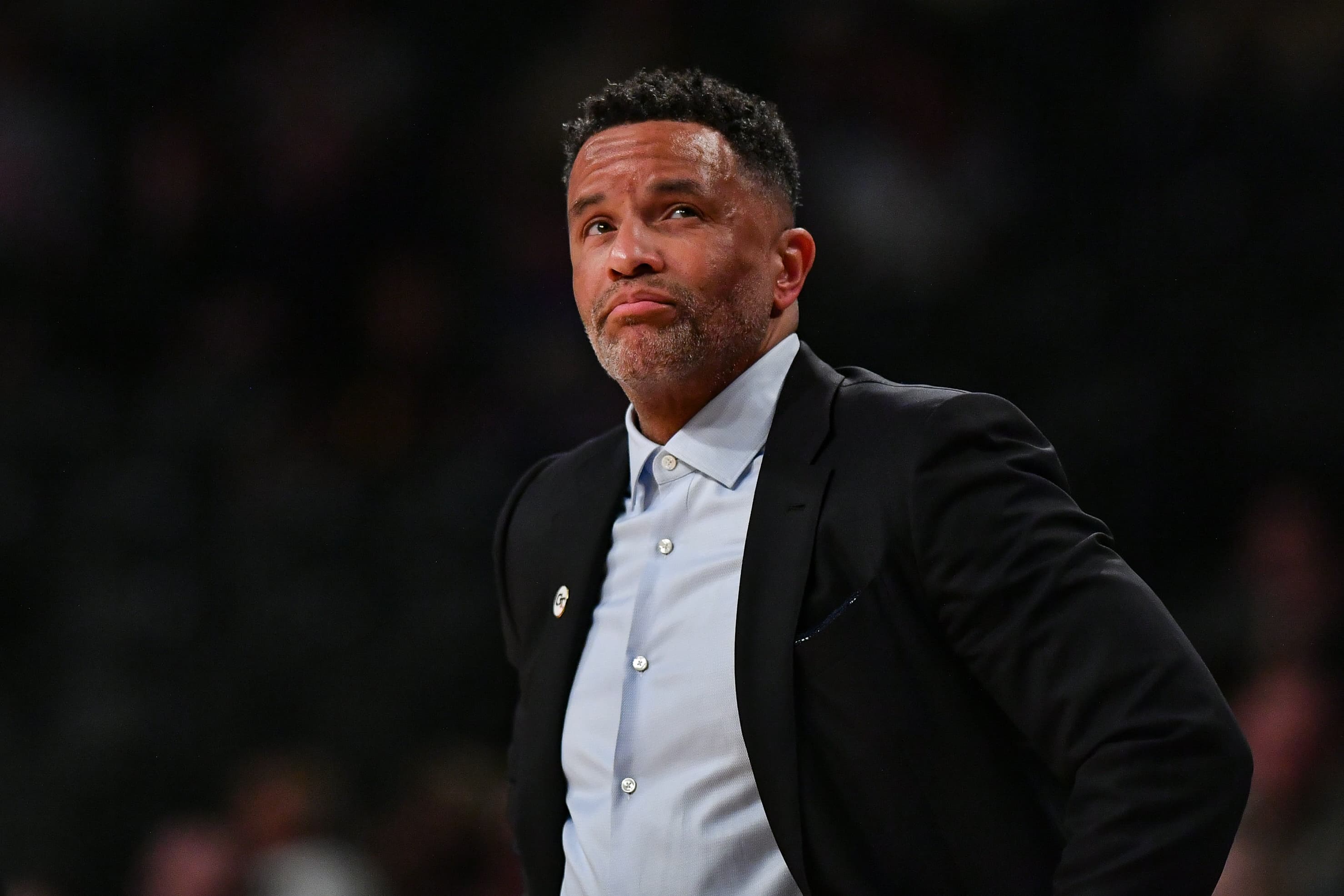 Former Arizona star Damon Stoudamire hired as assistant at LSU