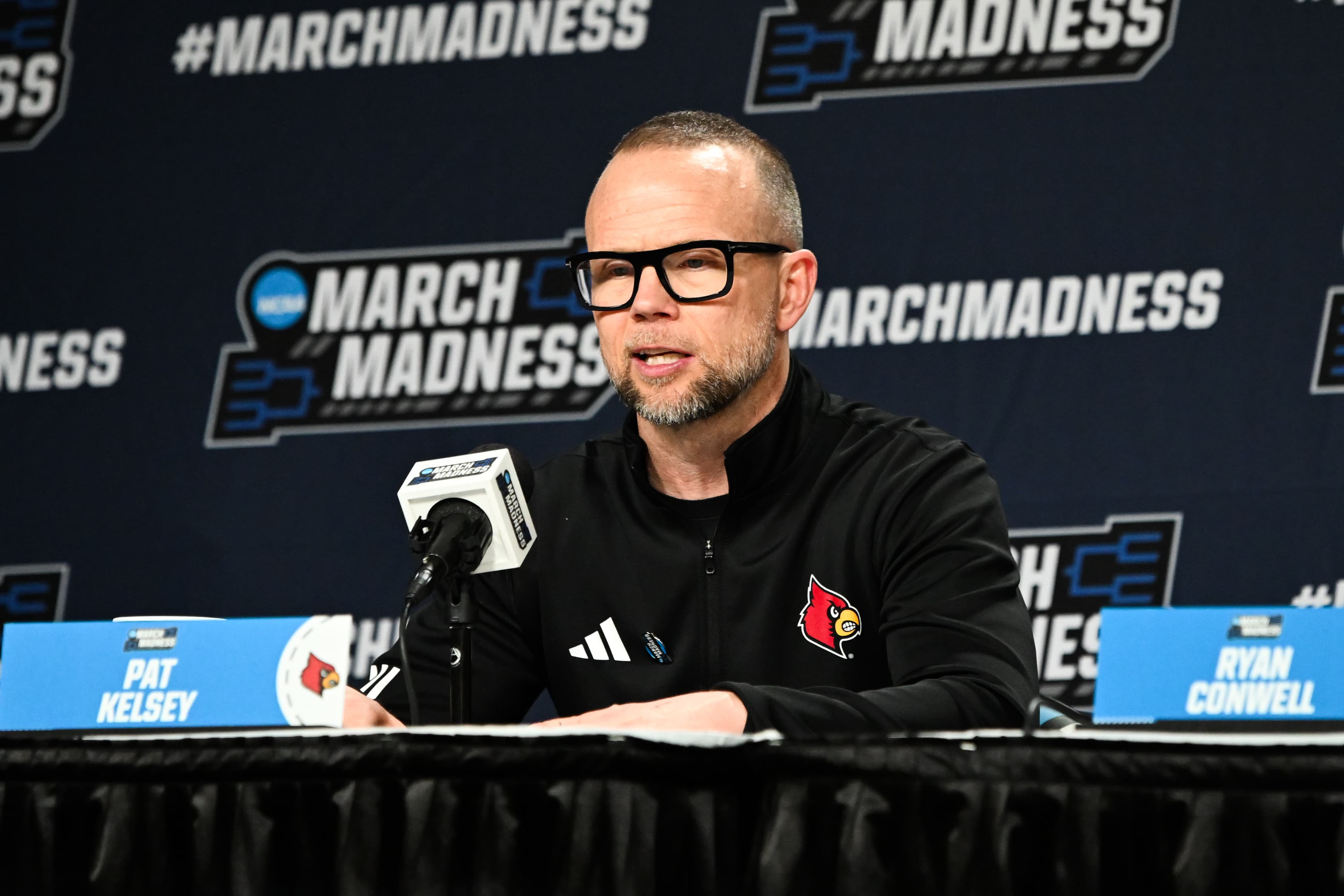 Video and Transcript: Pat Kelsey, Louisville players preview Michigan State