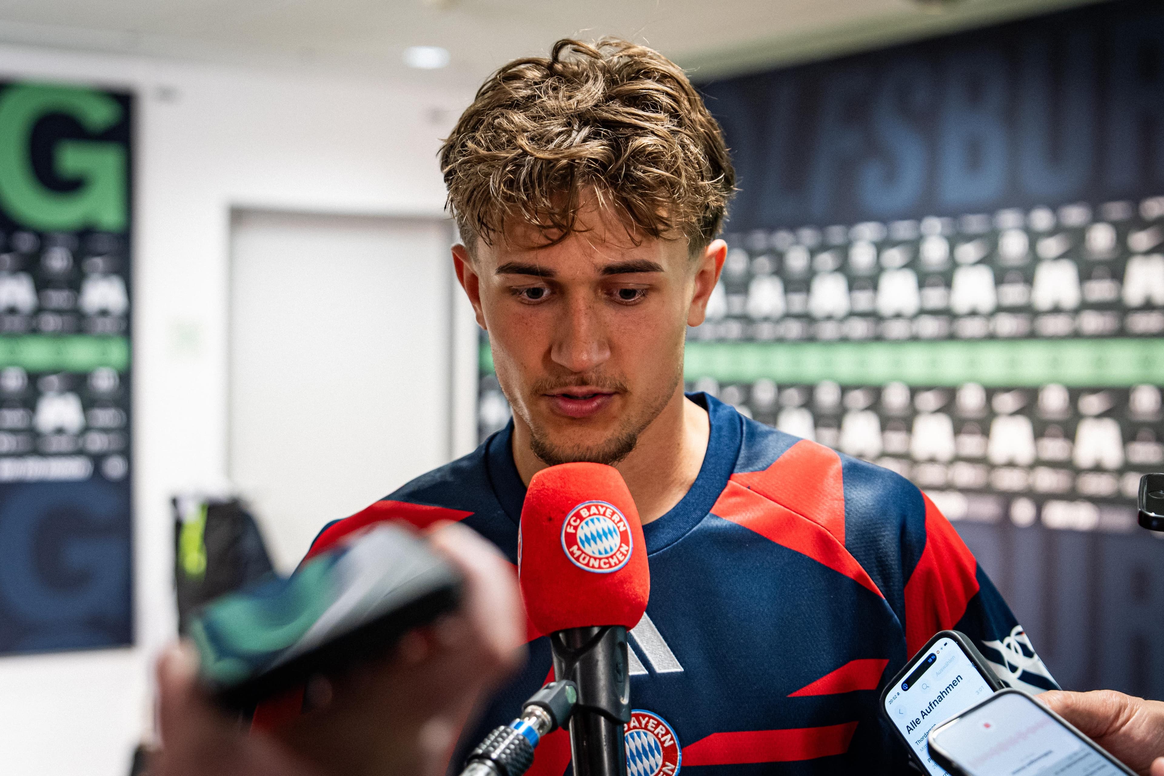 Tom Bischof recaps Bayern Munich’s narrow escape against Wolfsburg