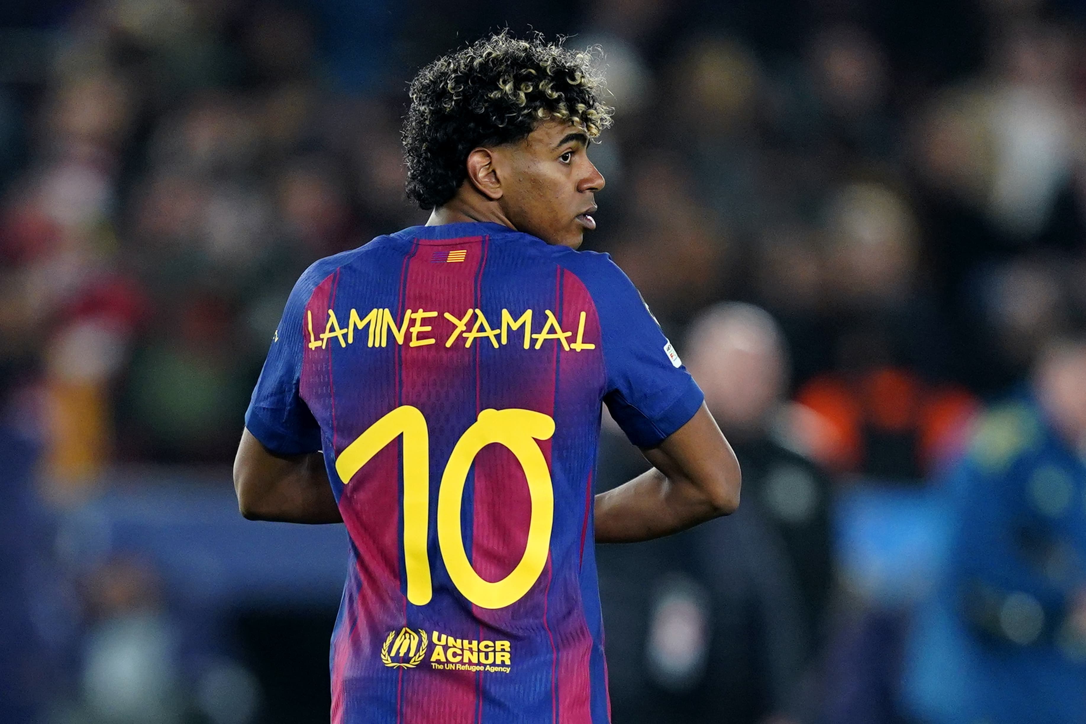 Ronaldinho gives his verdict on Lamine Yamal wearing the No. 10 shirt at Barcelona