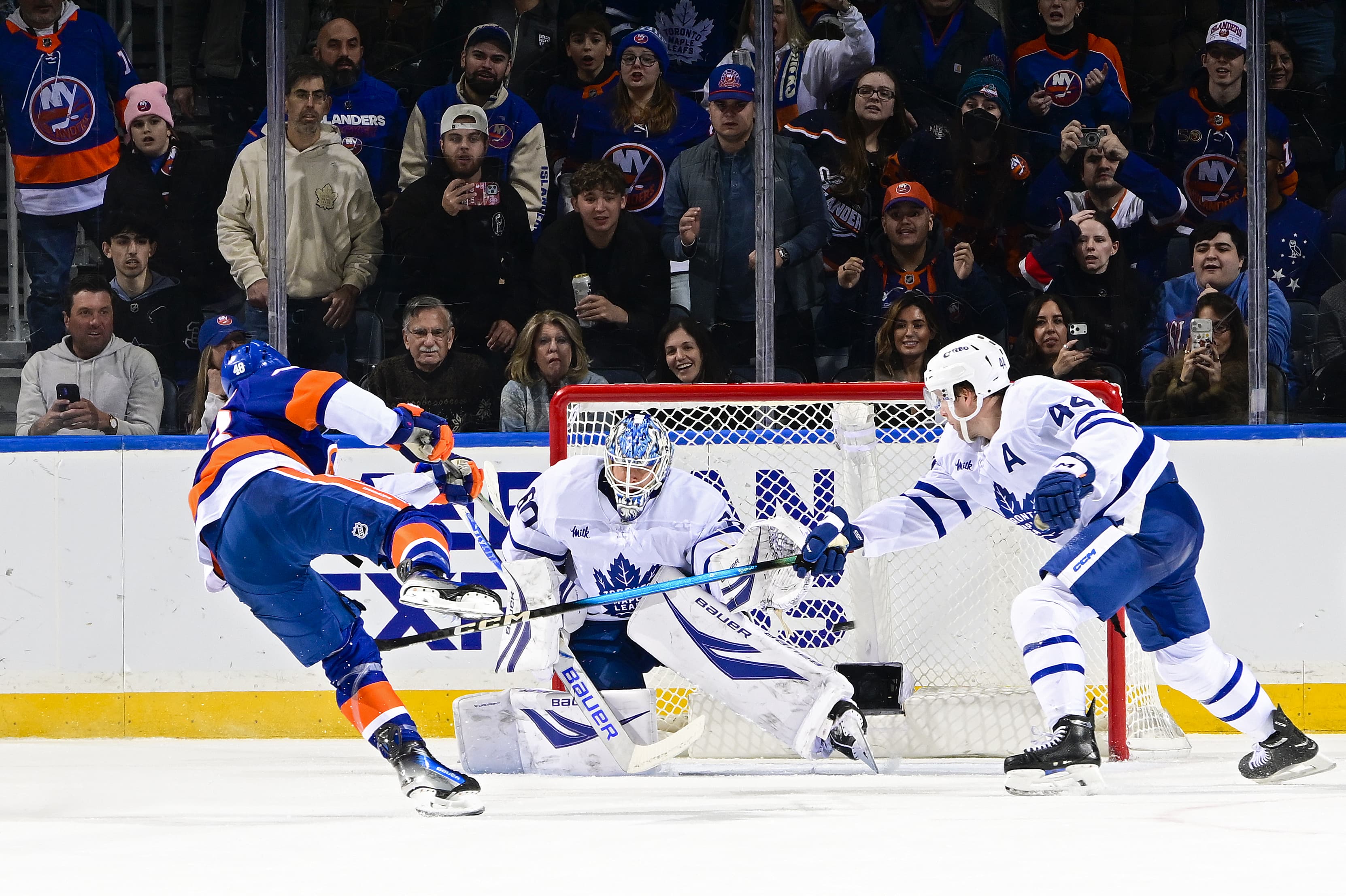 Islanders vs. Maple Leafs [Game #79 thread]