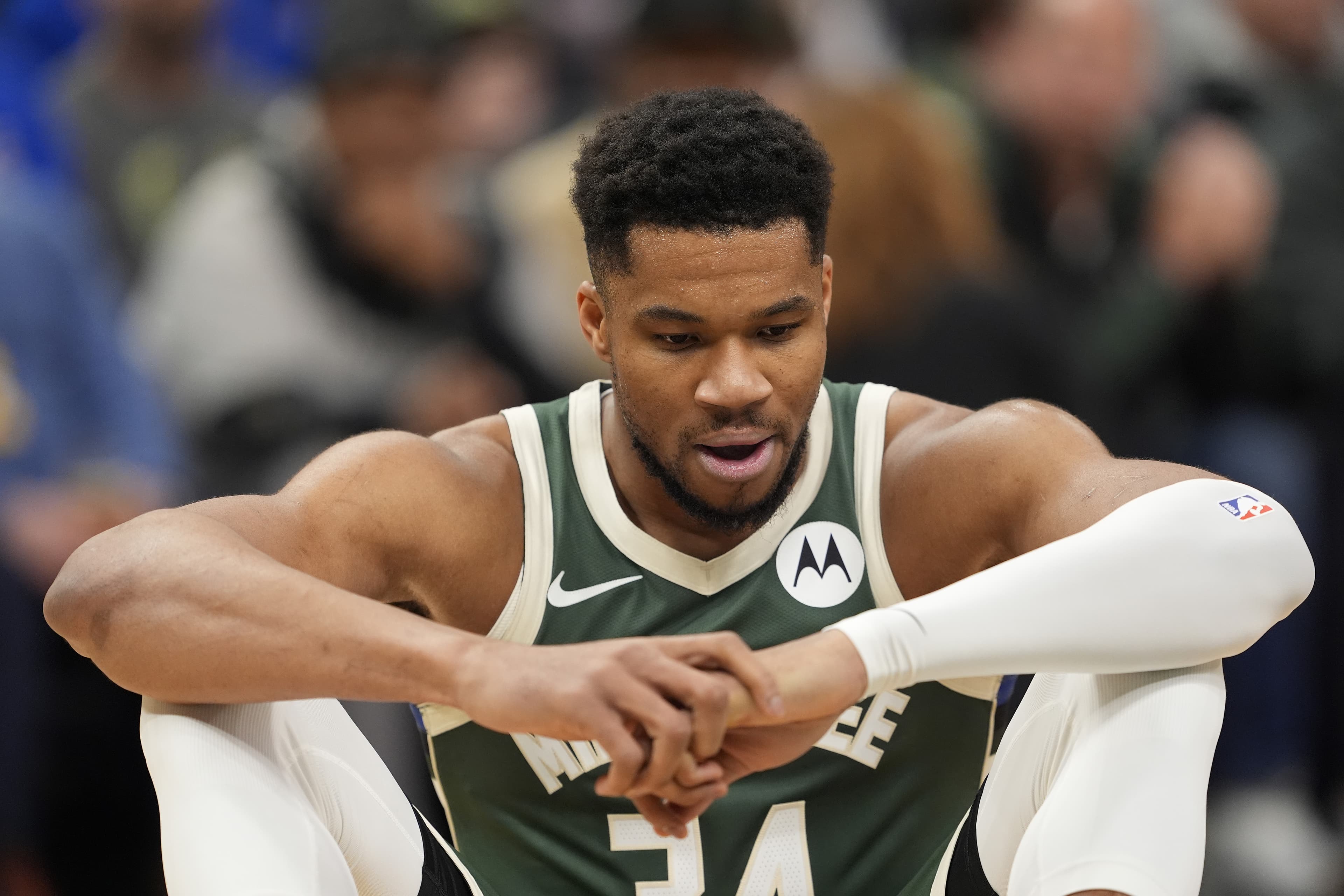 Giannis tried to have it both ways, and the Bucks paid for it