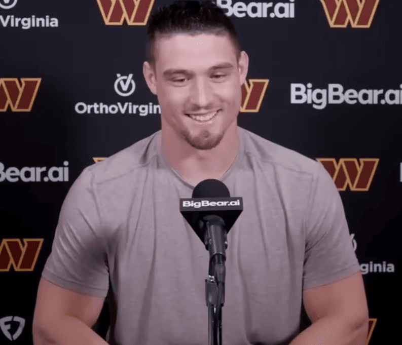 Newbie Li Chenal Lights Up Seasonal Tournament!