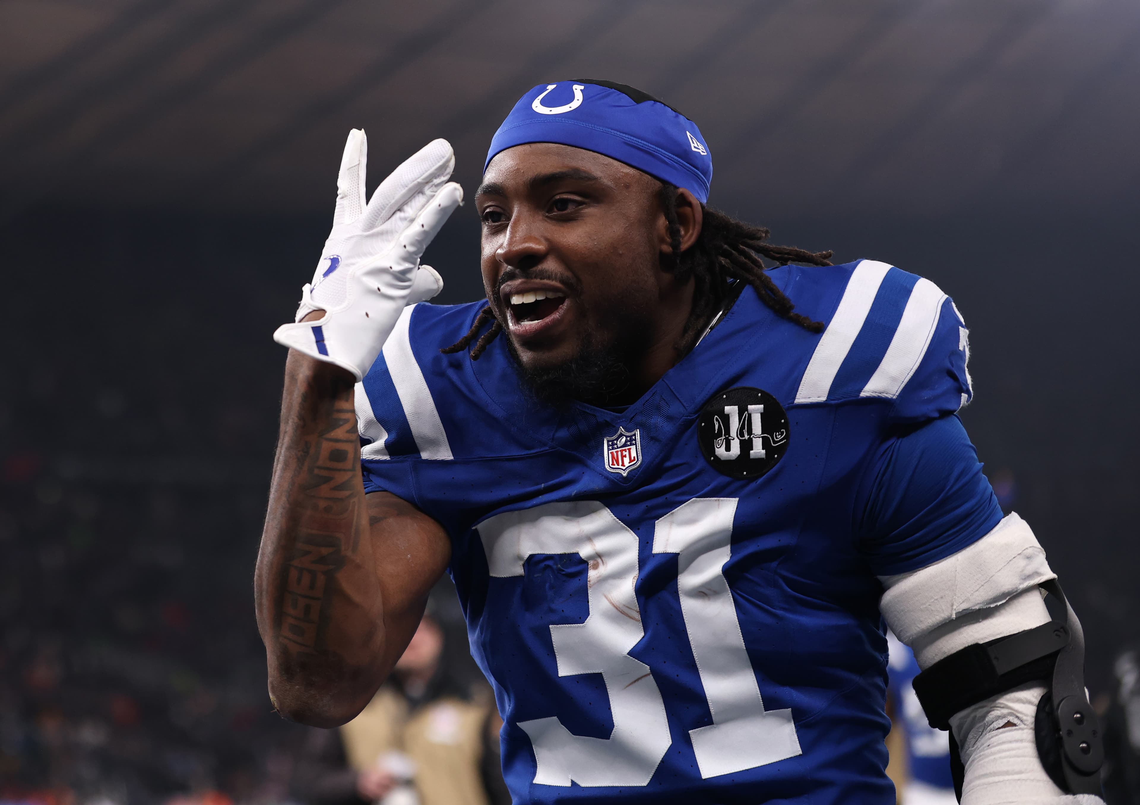 Falcons sign RB Tyler Goodson