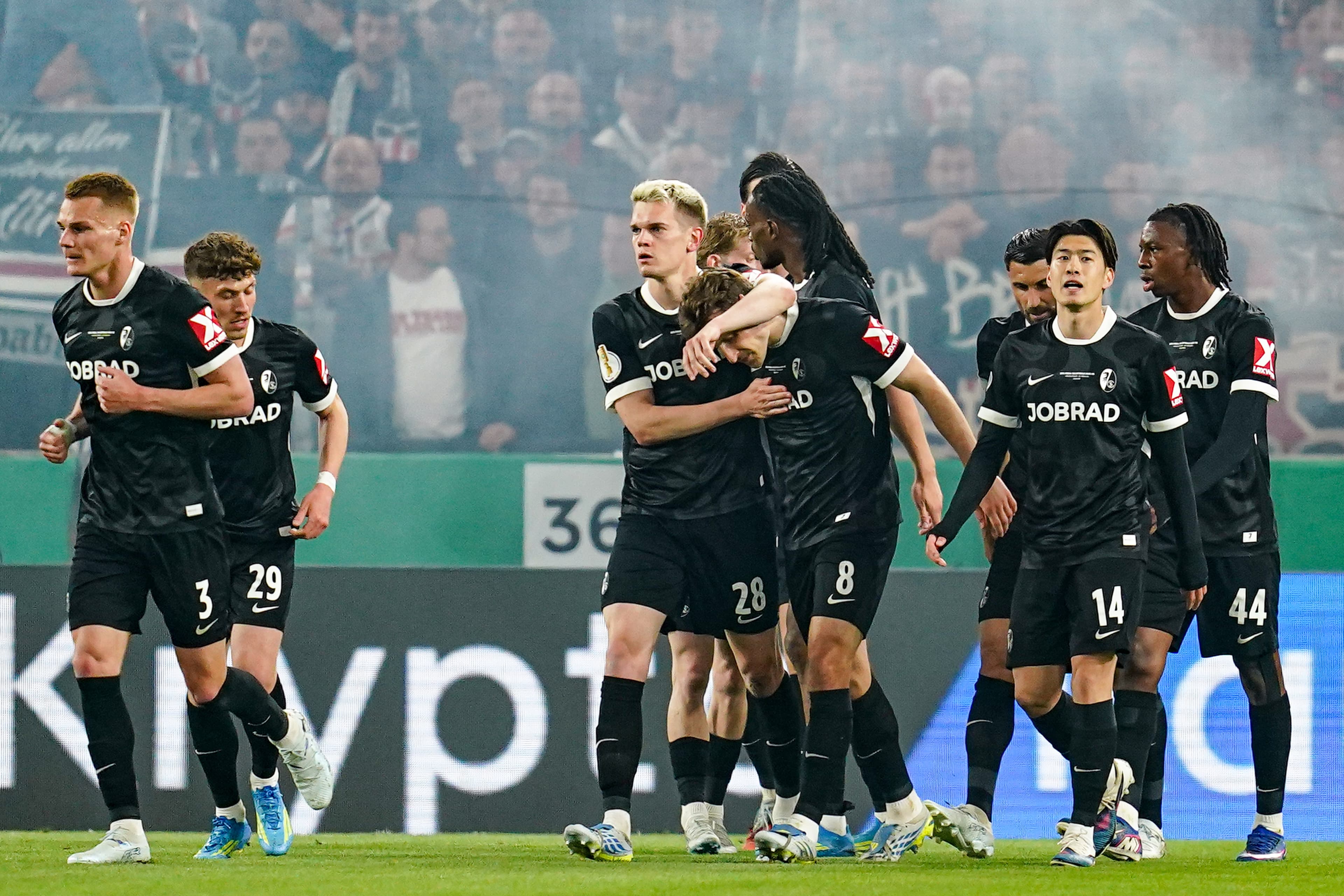 Match Preview: Dortmund Host Freiburg as Second Place Race Heats Up