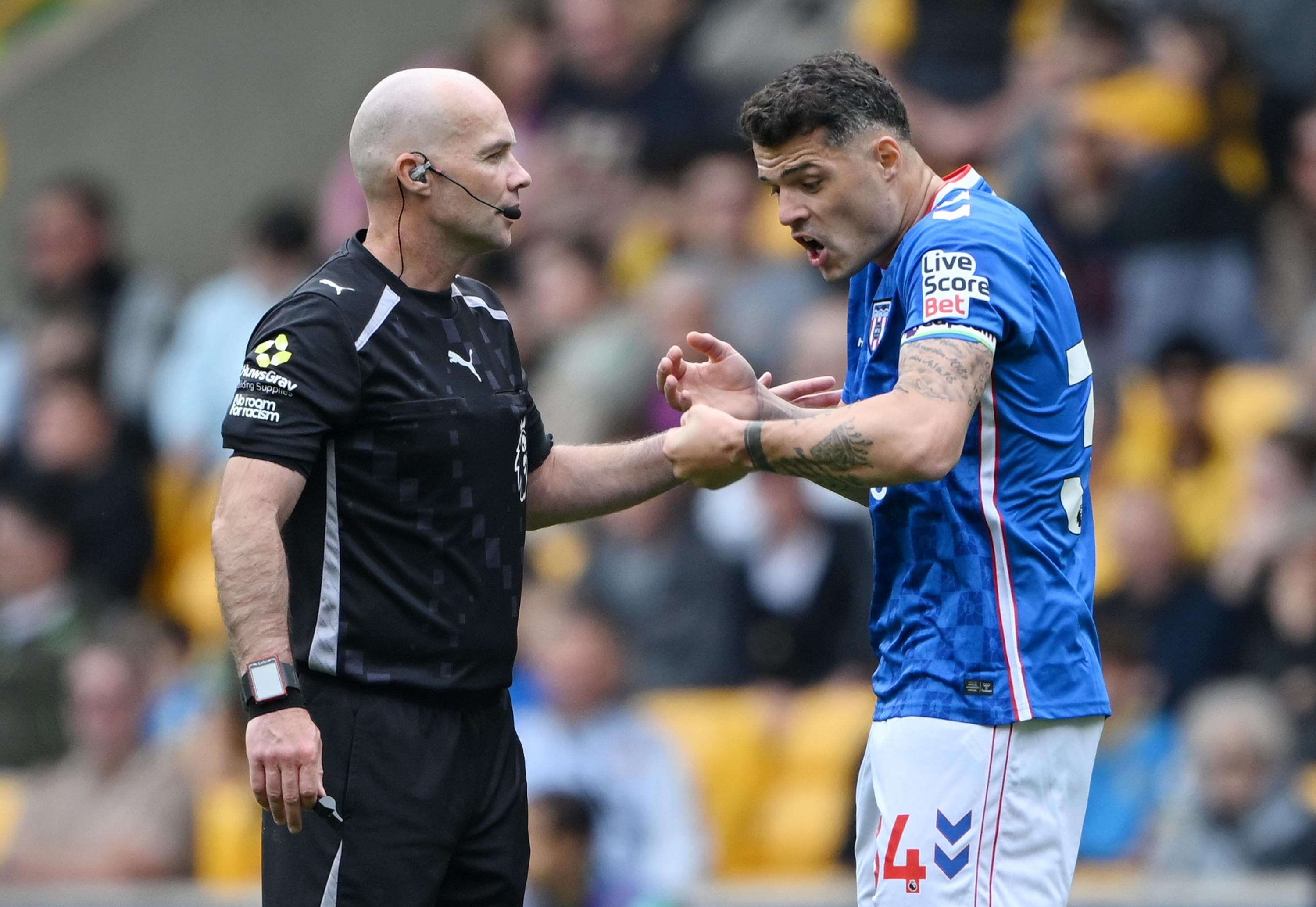 Matchday Musings: VAR & The Officials… Incompetence Again!