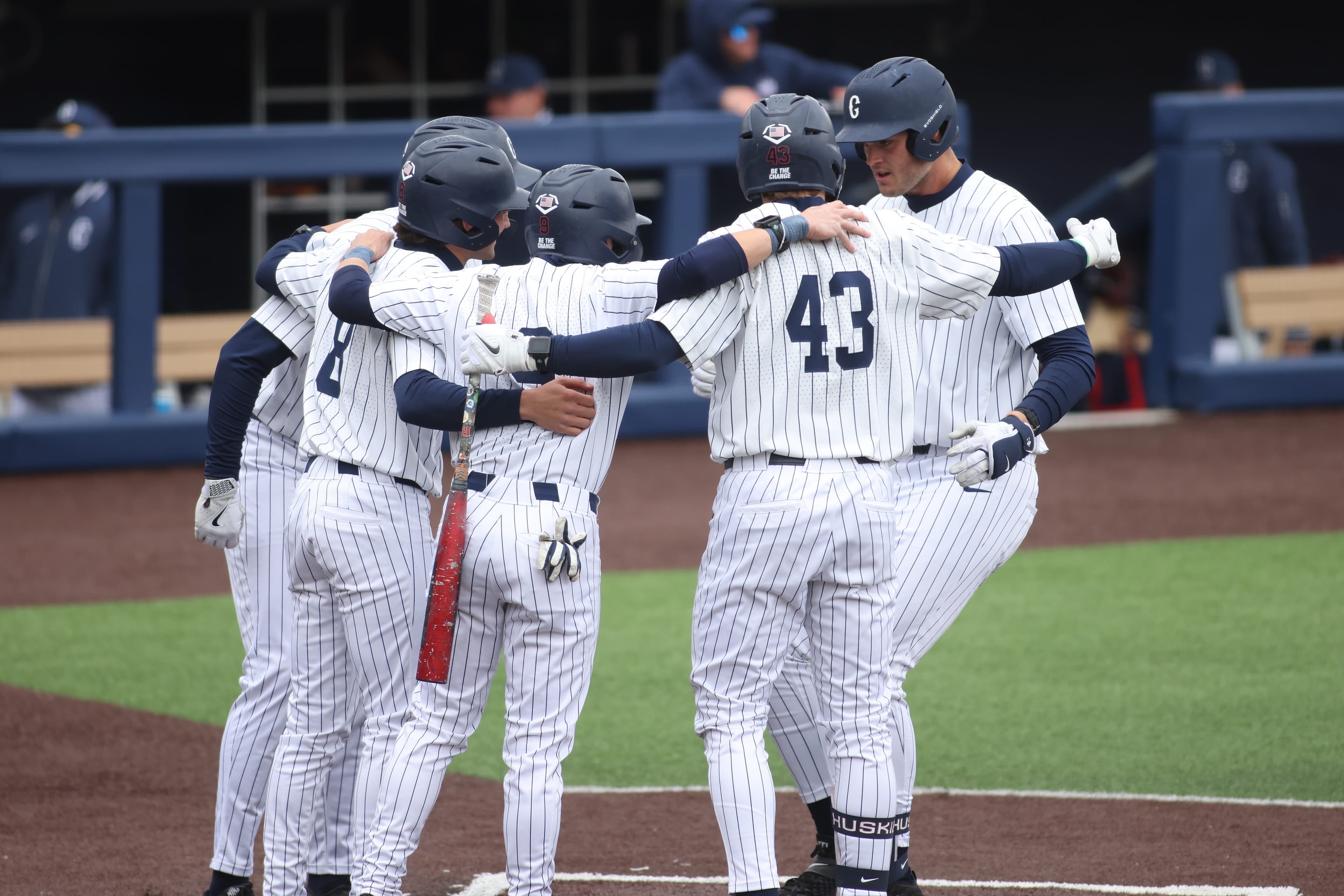 Jim Penders earns 800th career win with 4-3 victory over ETSU