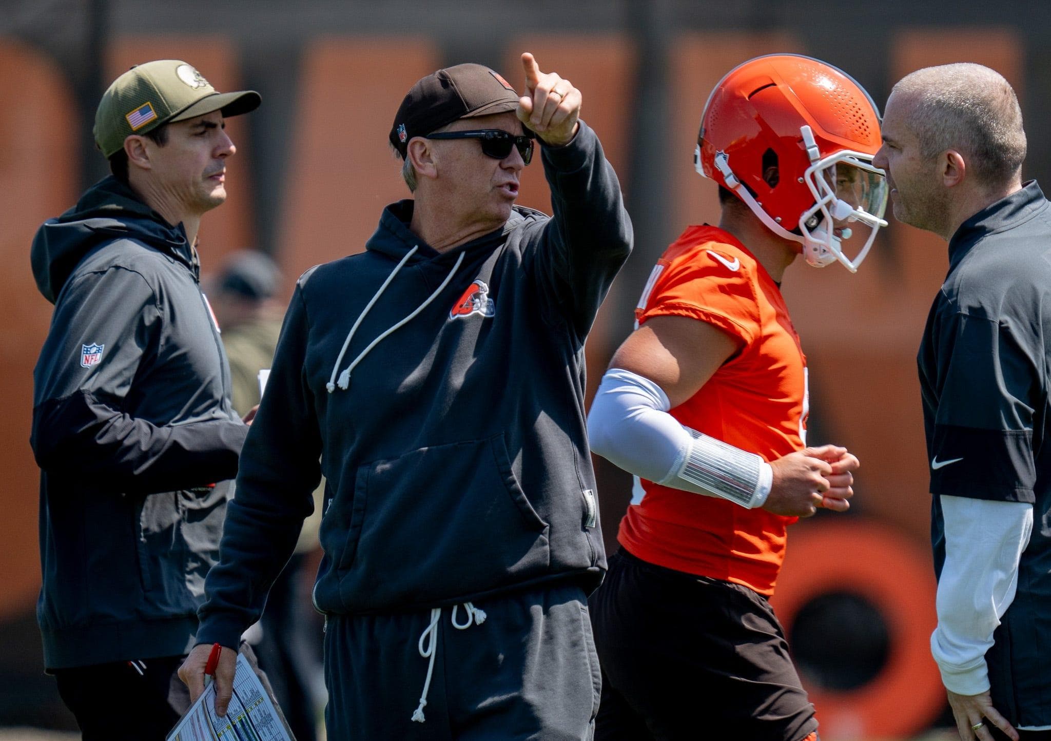 One simple way Browns HC Todd Monken devises such a dominant run game