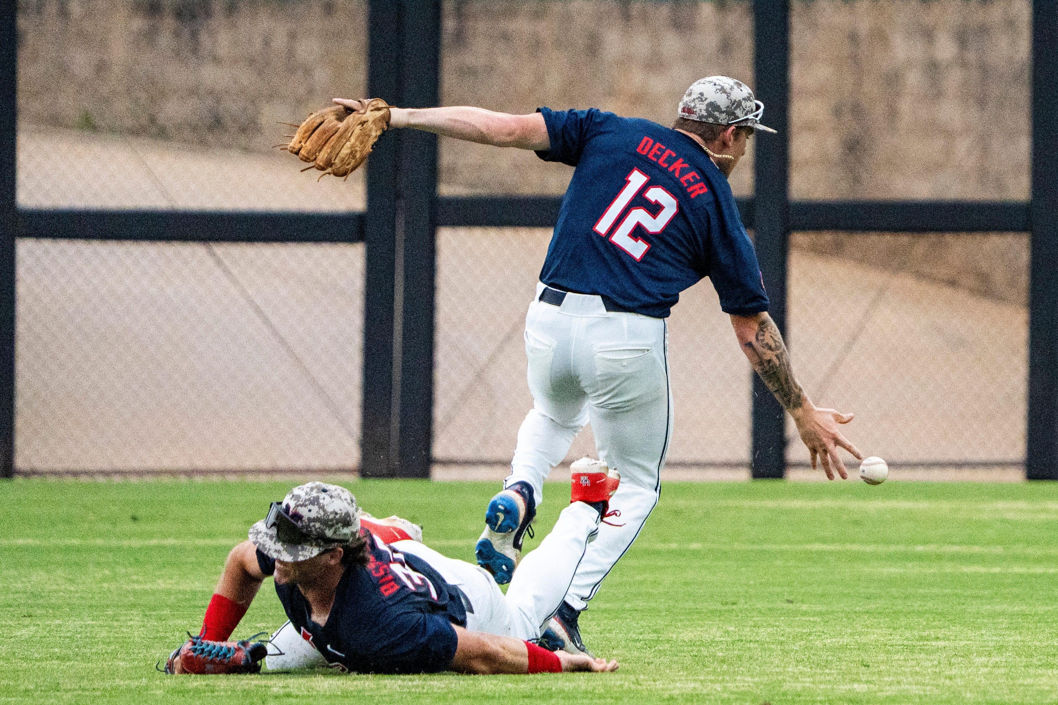 Ninth inning comeback falls short, Alabama wins 5-4 over Rebels