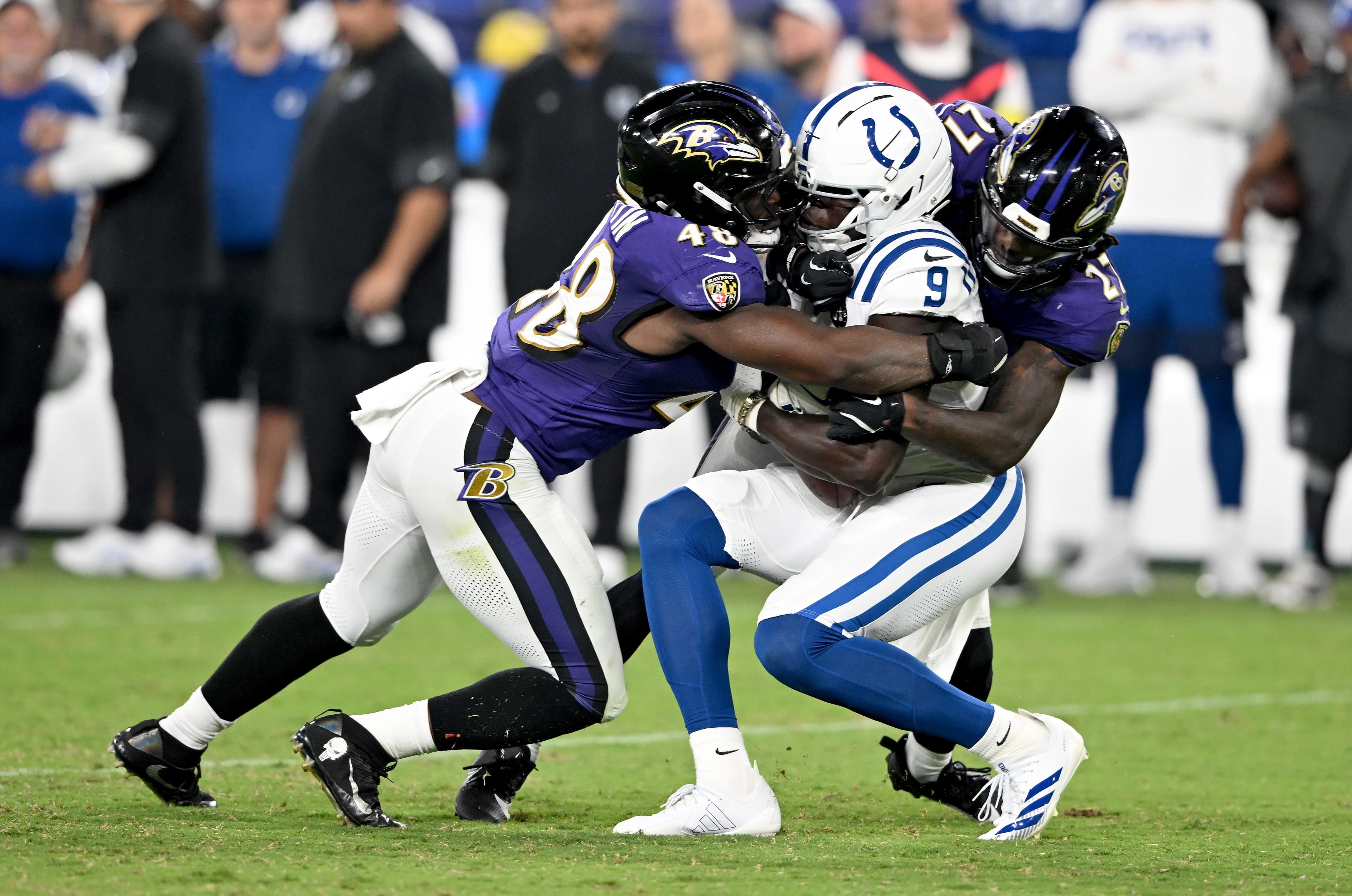 Chandler Martin, Eagles agree to 2-year contract