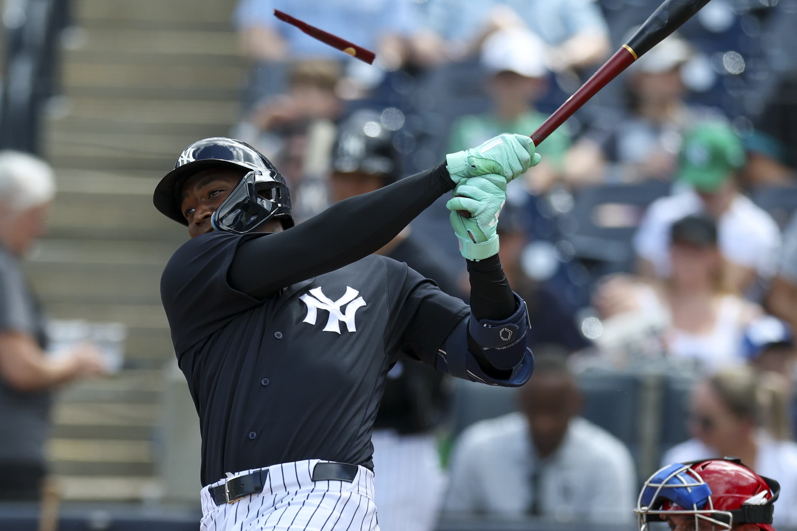 Max Fried’s monster strikeout stretch propels Phillies to another win; Yankees narrowly fall short!