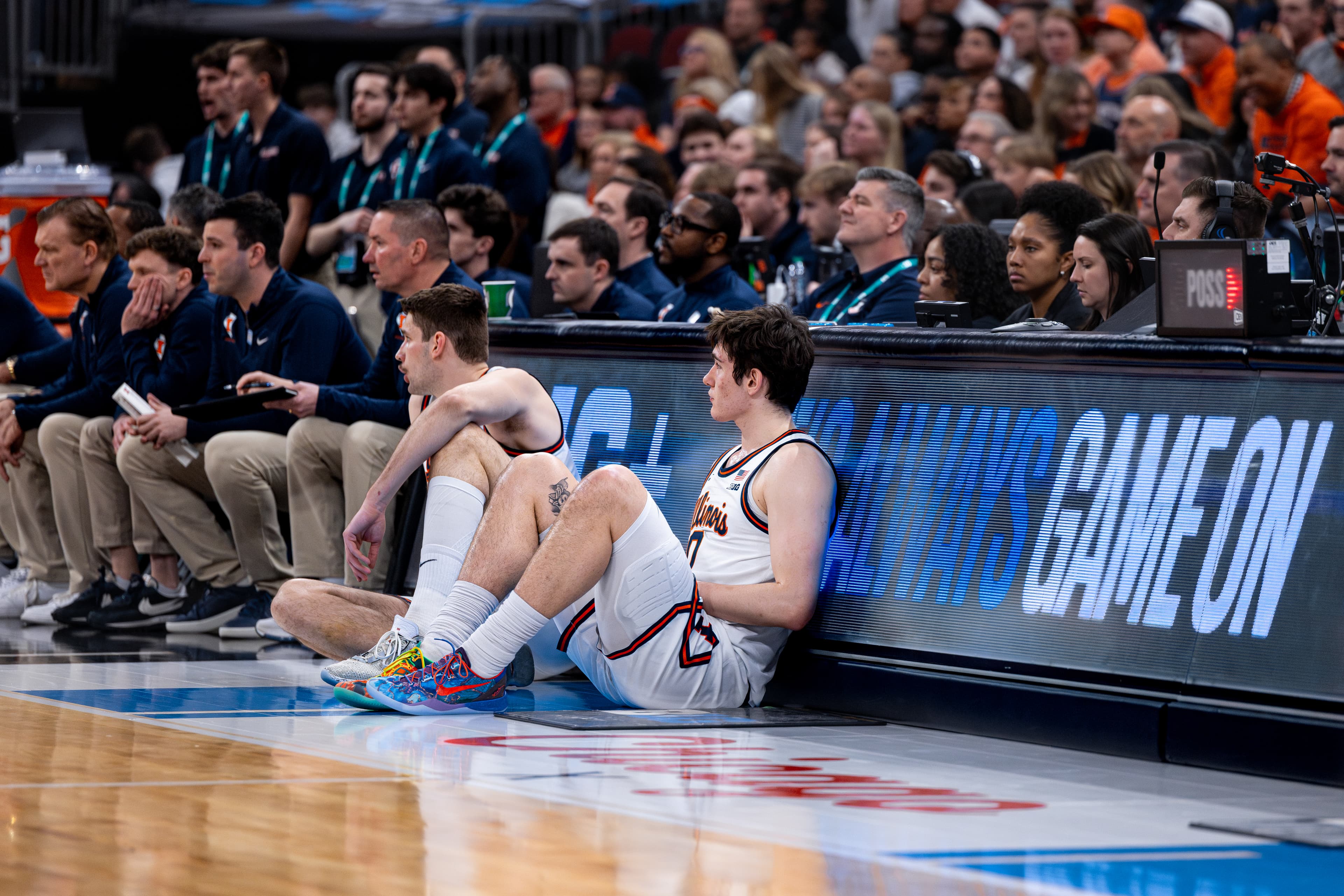 Illini QB's Mistake Ends Season in Shocking NCAA Failure