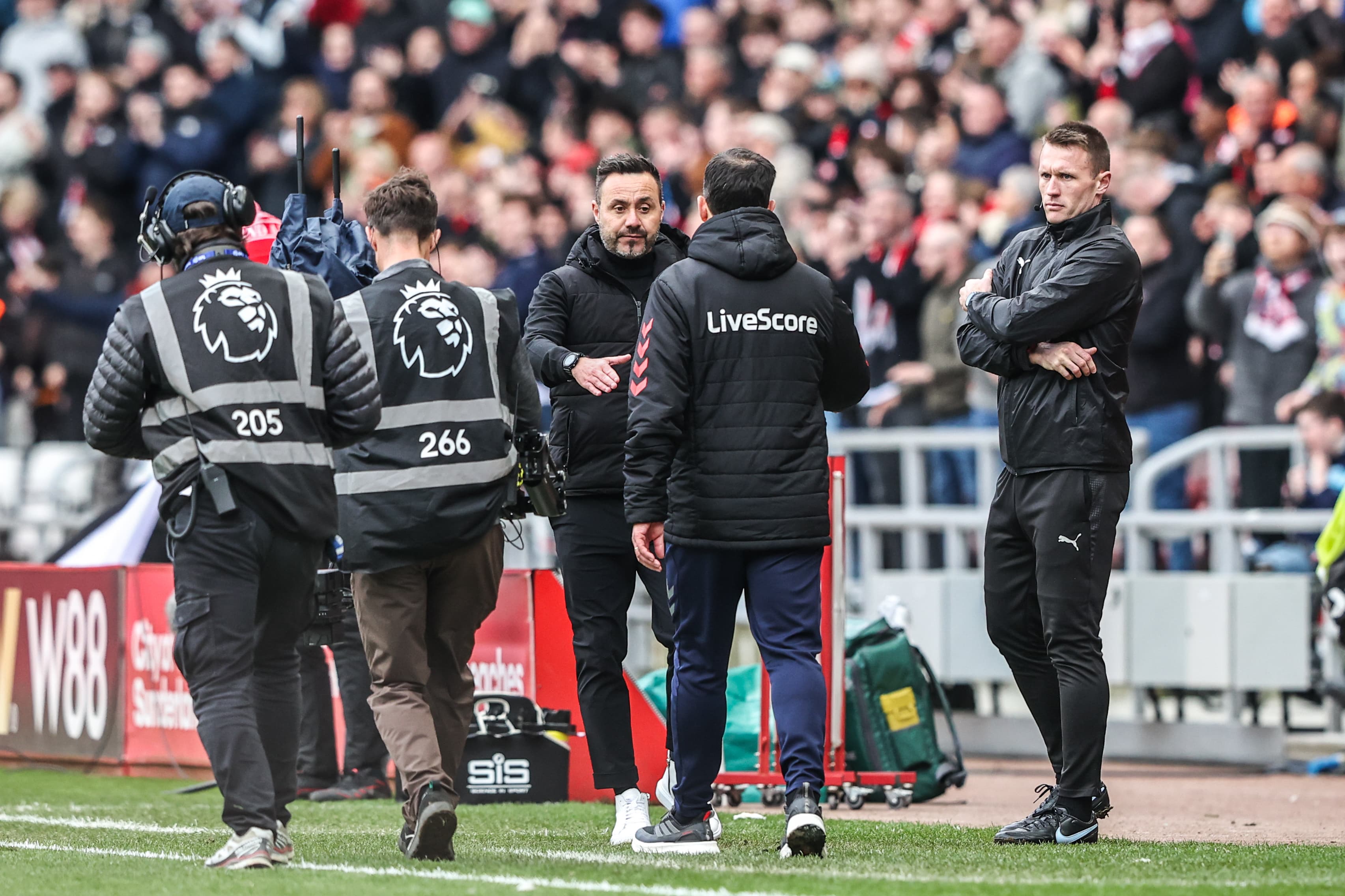 Score Predictions: Can Sunderland Grab Victory At Villa?